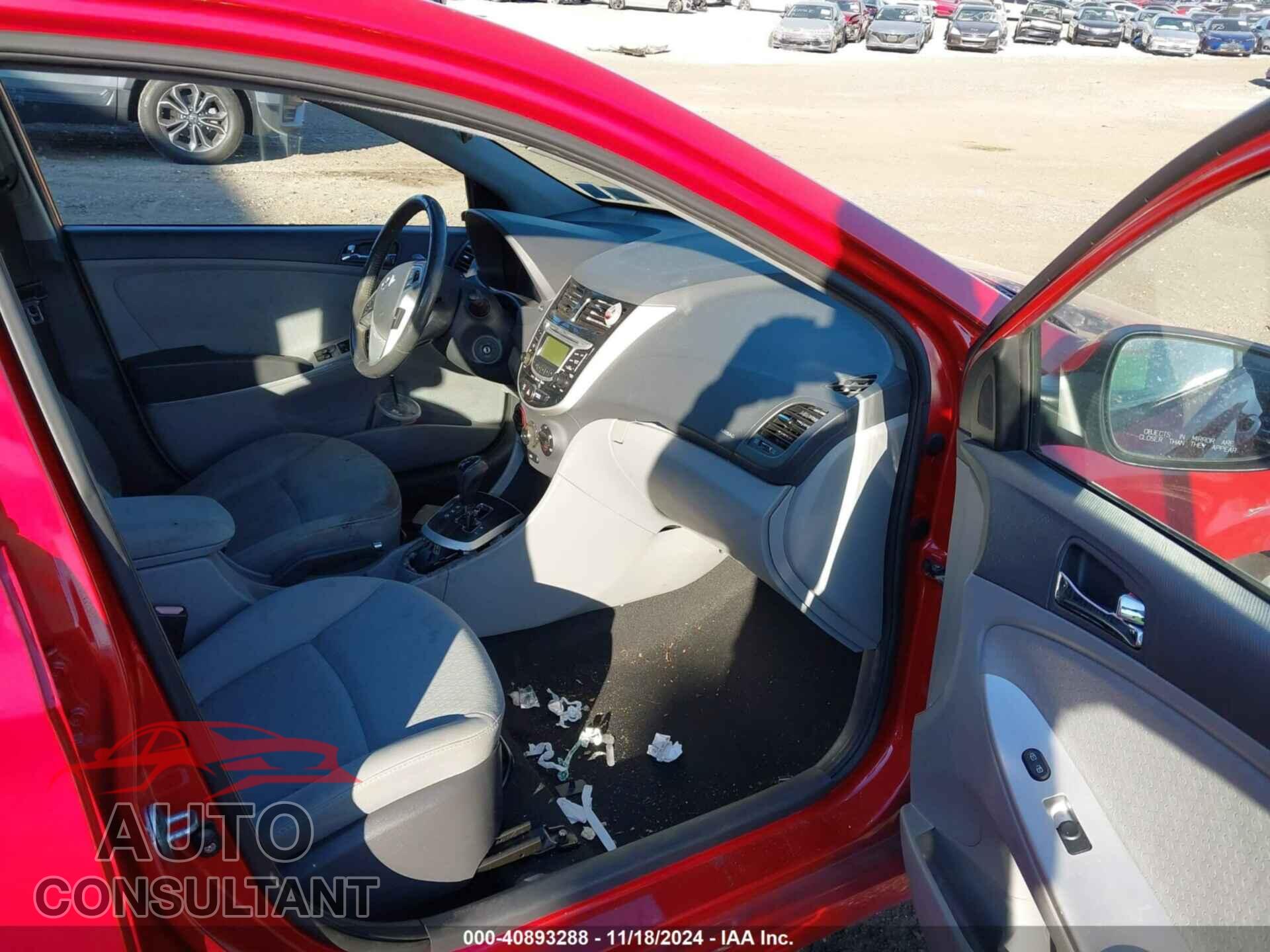 HYUNDAI ACCENT 2012 - KMHCU5AE5CU018995