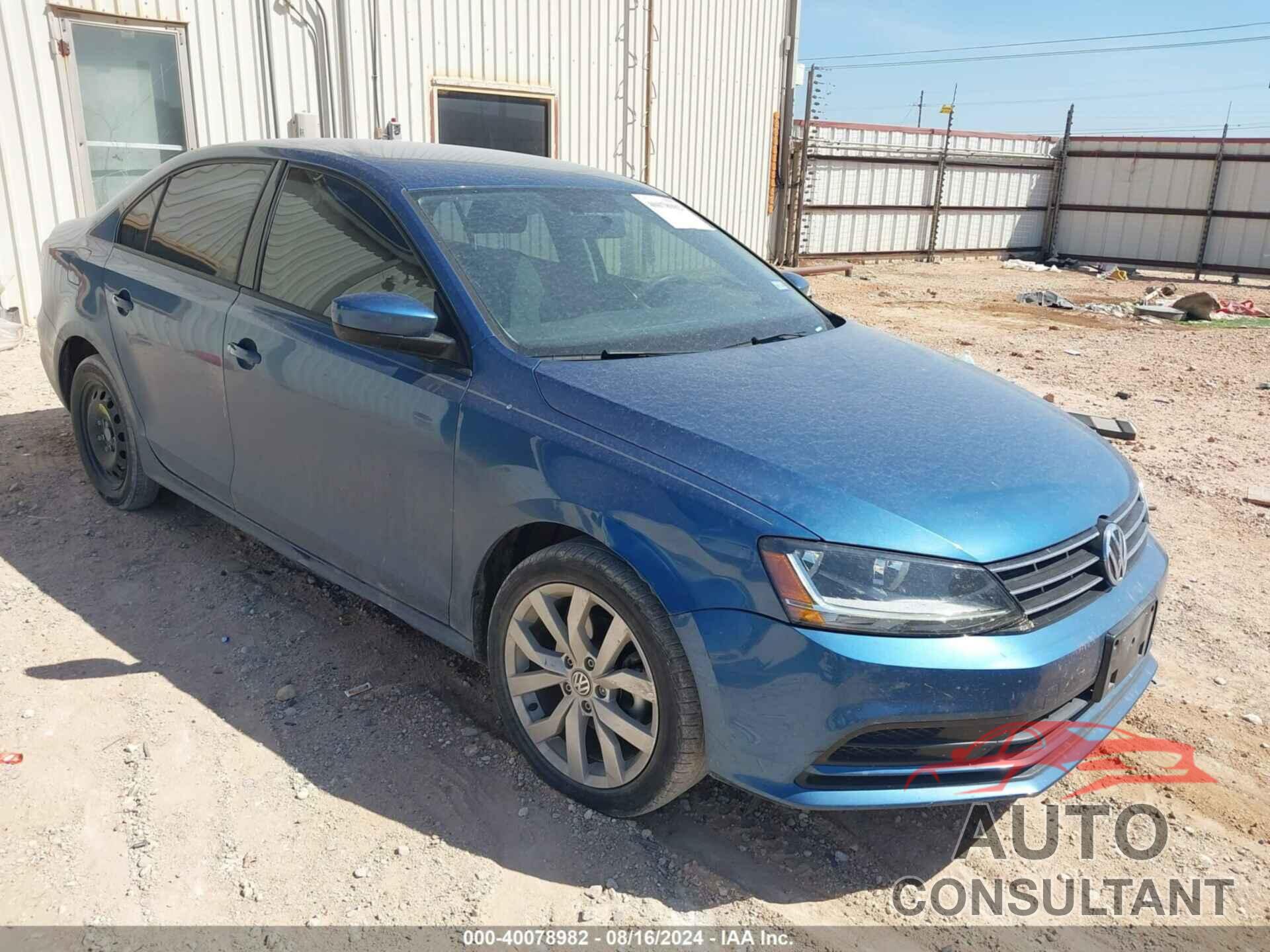 VOLKSWAGEN JETTA 2018 - 3VW2B7AJXJM251767