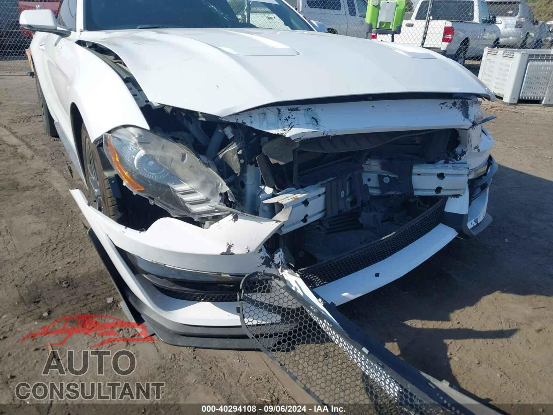 FORD MUSTANG 2018 - 1FATP8UH2J5142643