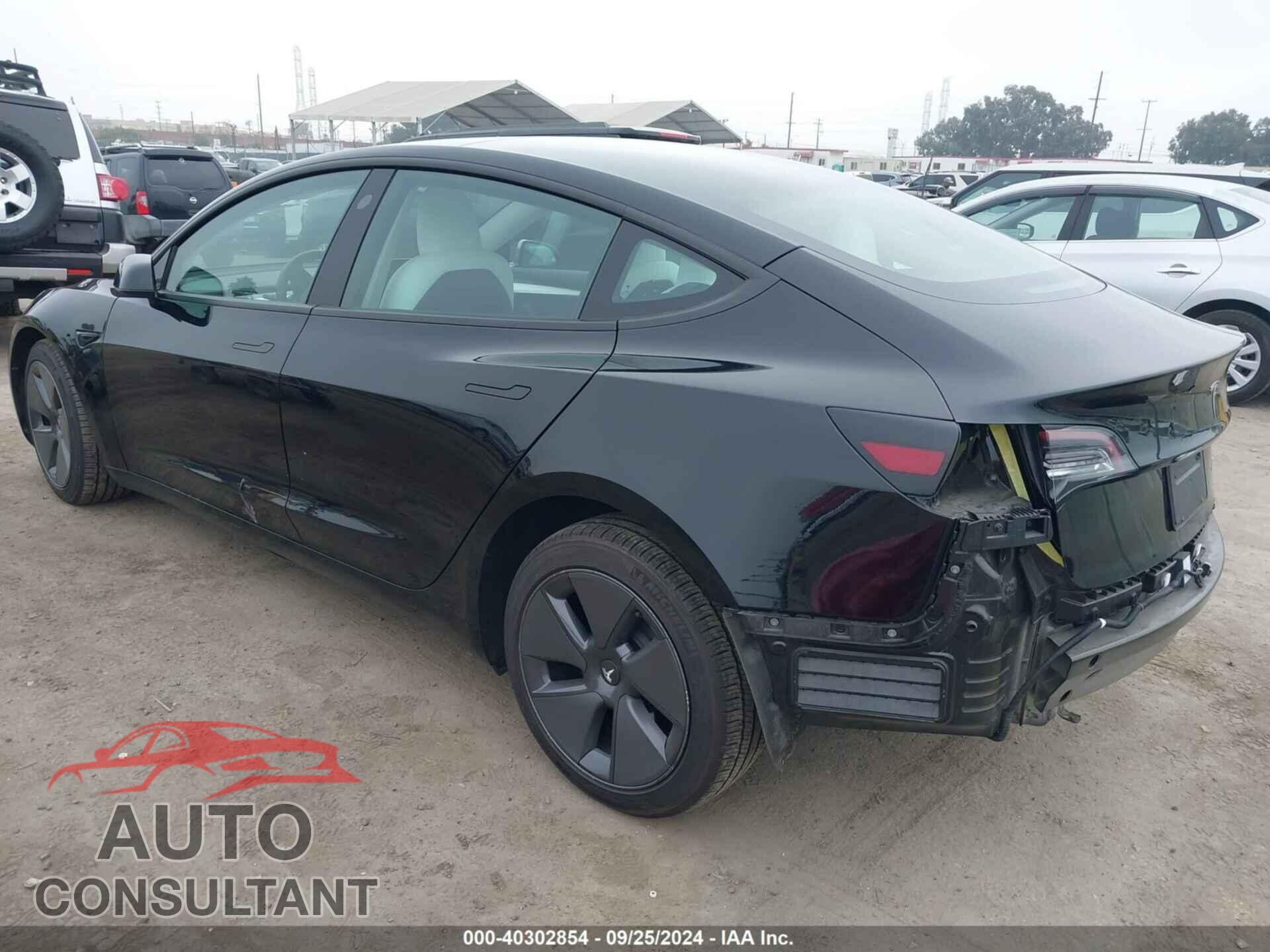 TESLA MODEL 3 2023 - 5YJ3E1EB2PF389895