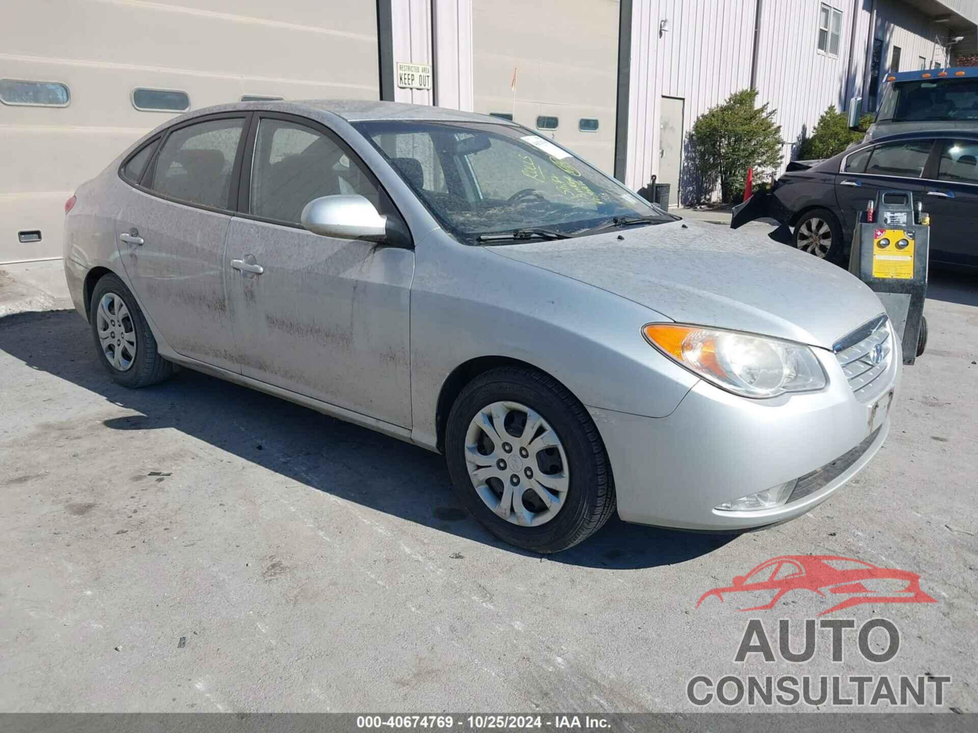 HYUNDAI ELANTRA 2010 - KMHDU4AD1AU826649