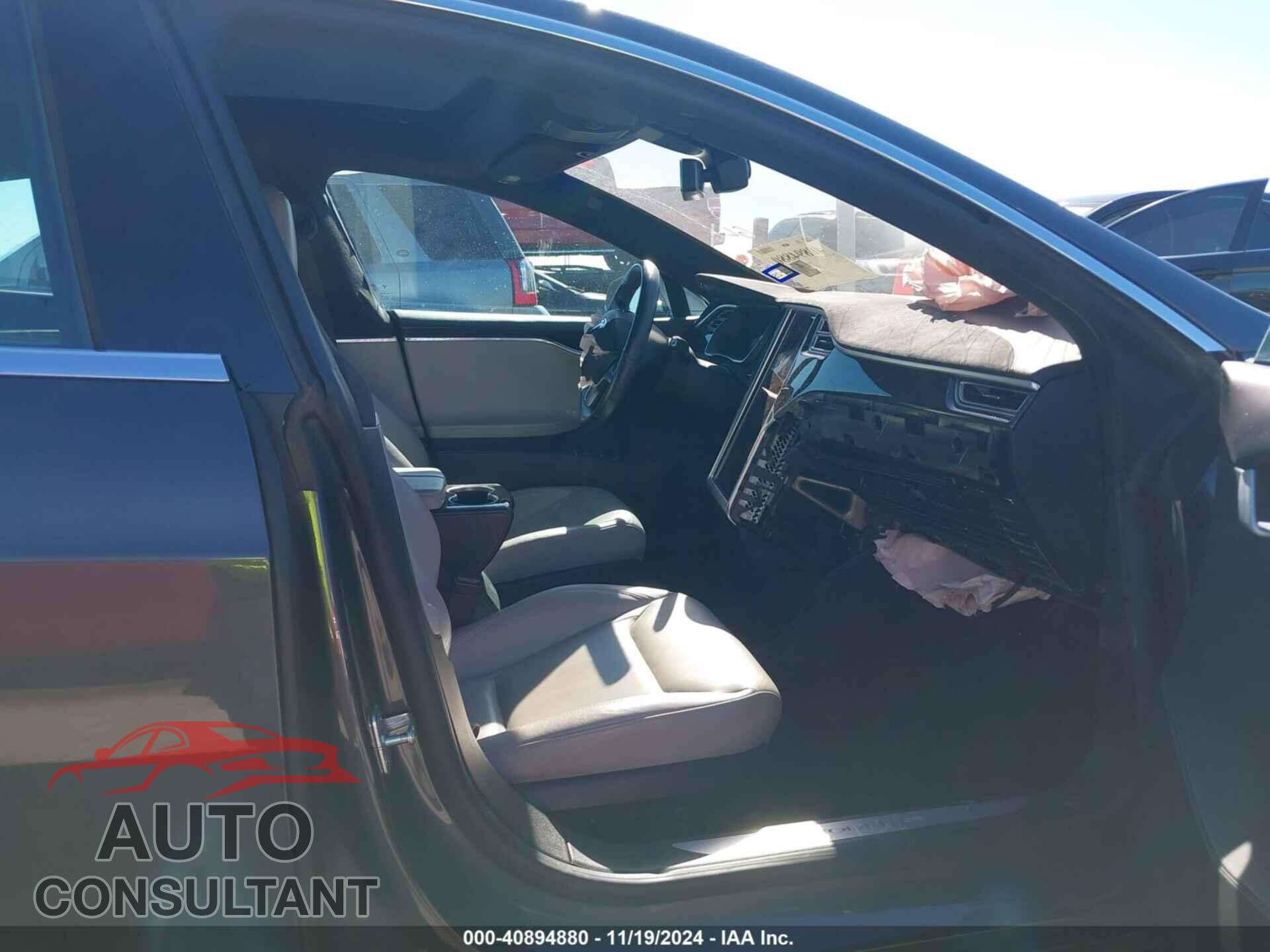 TESLA MODEL S 2015 - 5YJSA1E27FF102525