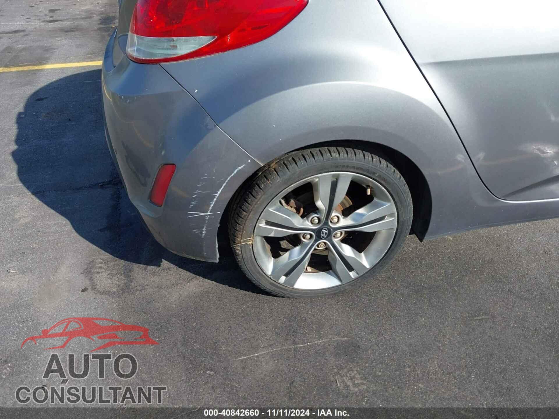 HYUNDAI VELOSTER 2012 - KMHTC6AD8CU031871