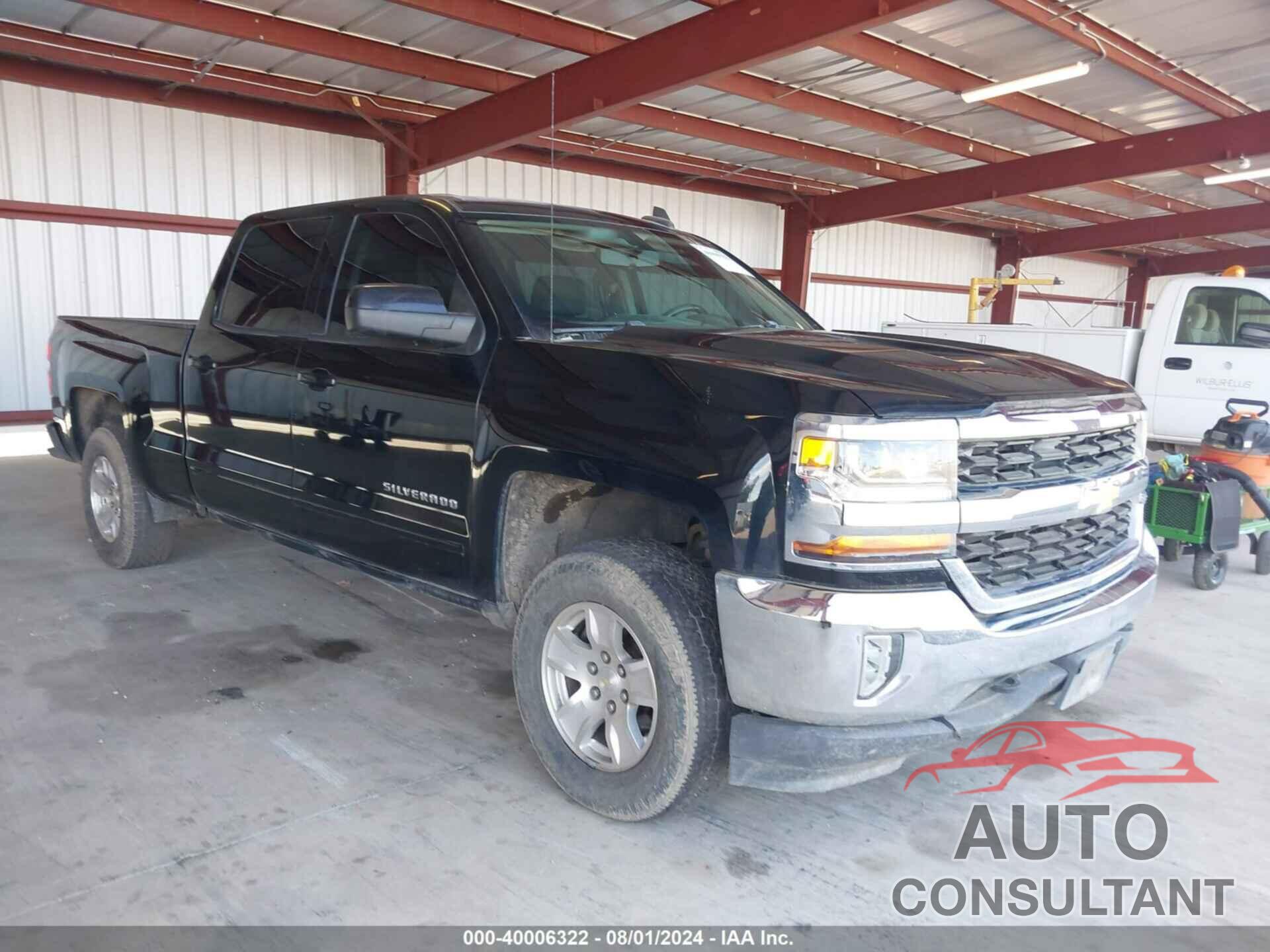 CHEVROLET SILVERADO 1500 2017 - 1GCUKREC9HF108077