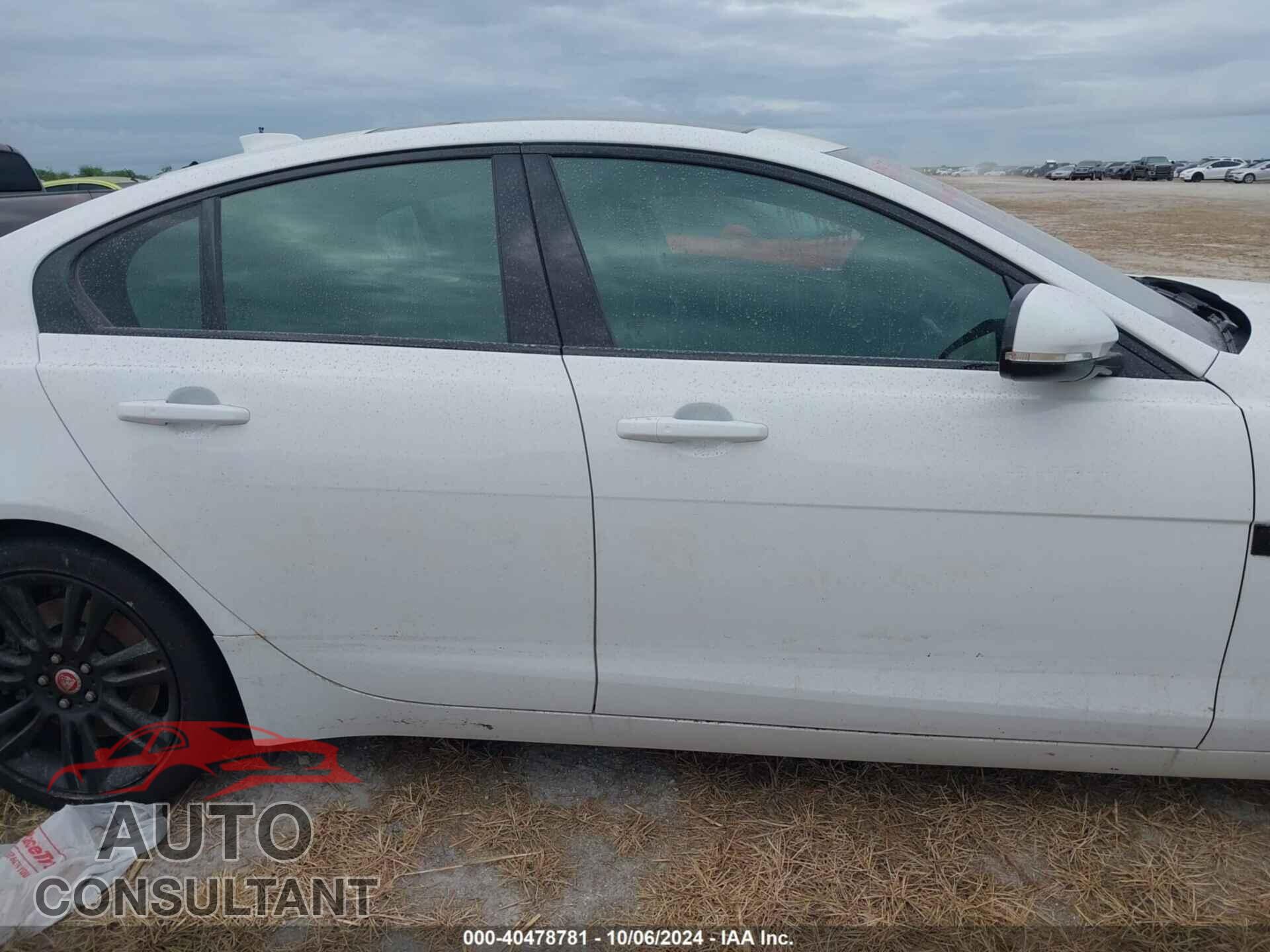 JAGUAR XE 2017 - SAJAE4BG6HA947459