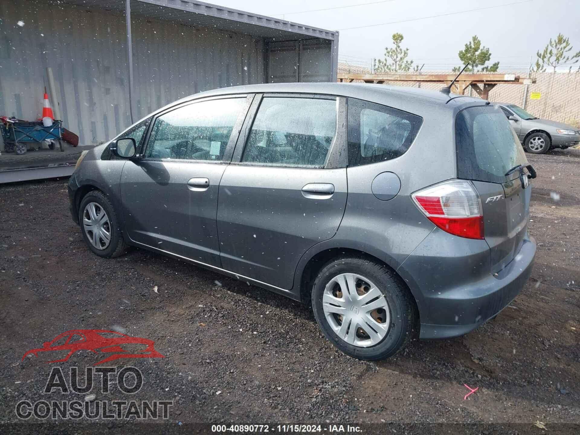 HONDA FIT 2011 - JHMGE8H36BC013428