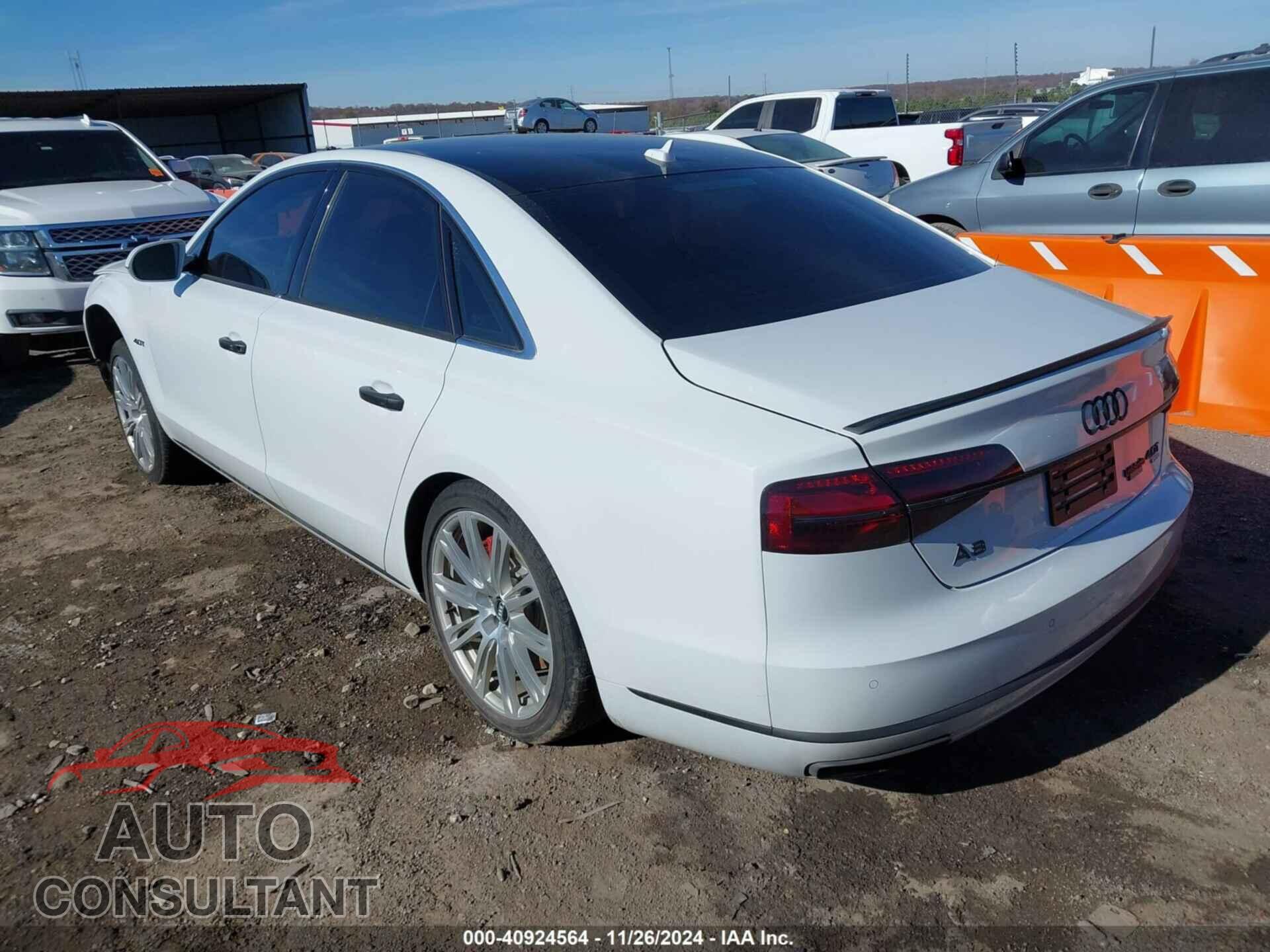 AUDI A8 2015 - WAUJ2AFD9FN012641