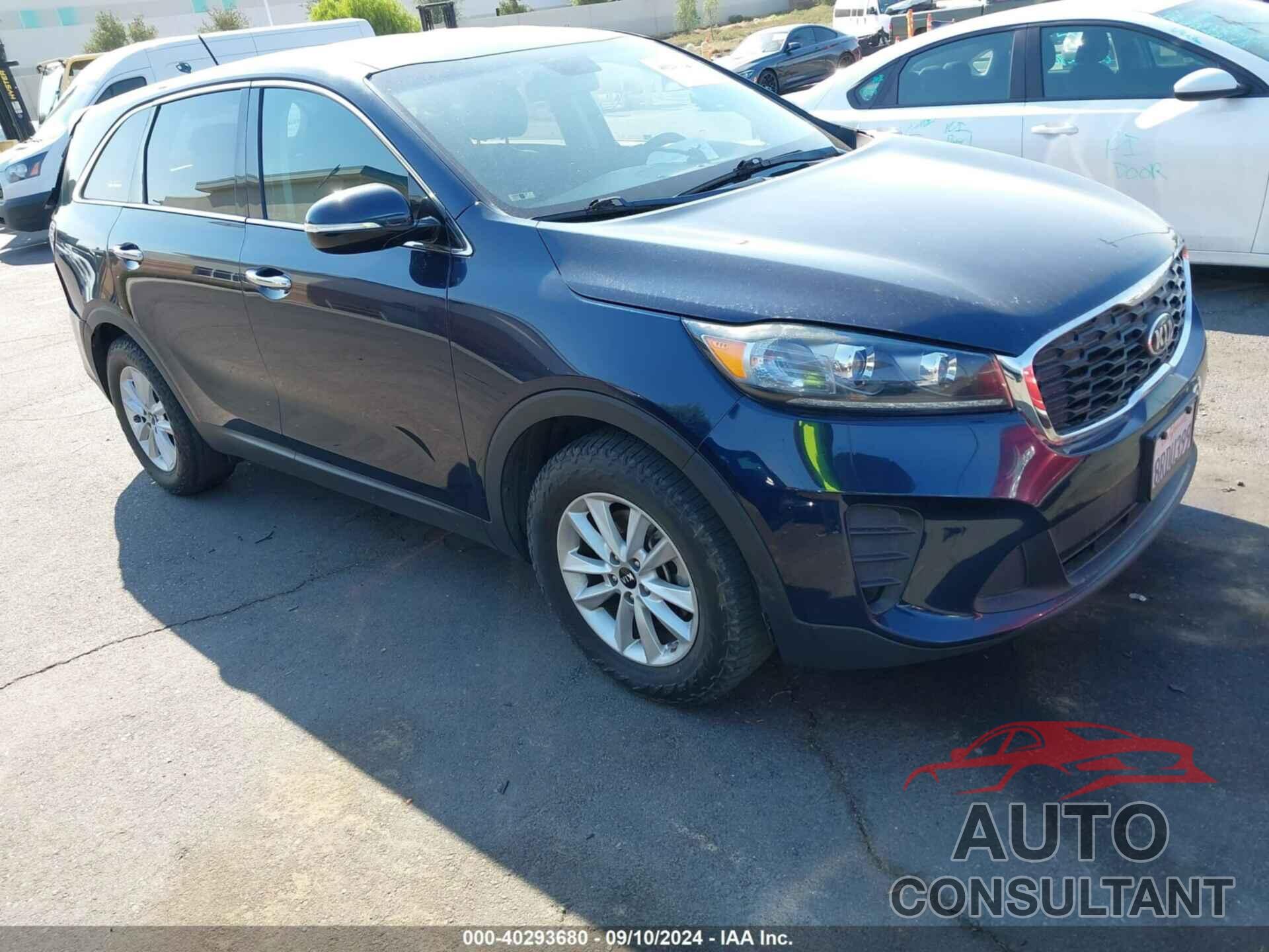 KIA SORENTO 2019 - 5XYPG4A5XKG469525