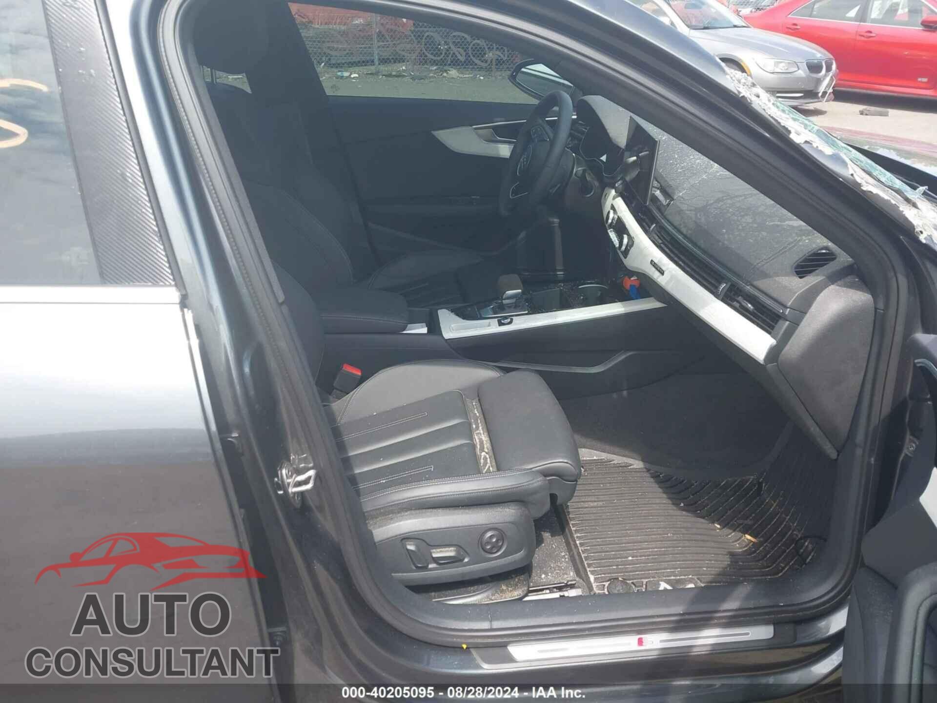 AUDI A4 2023 - WAUDAAF43PN020851