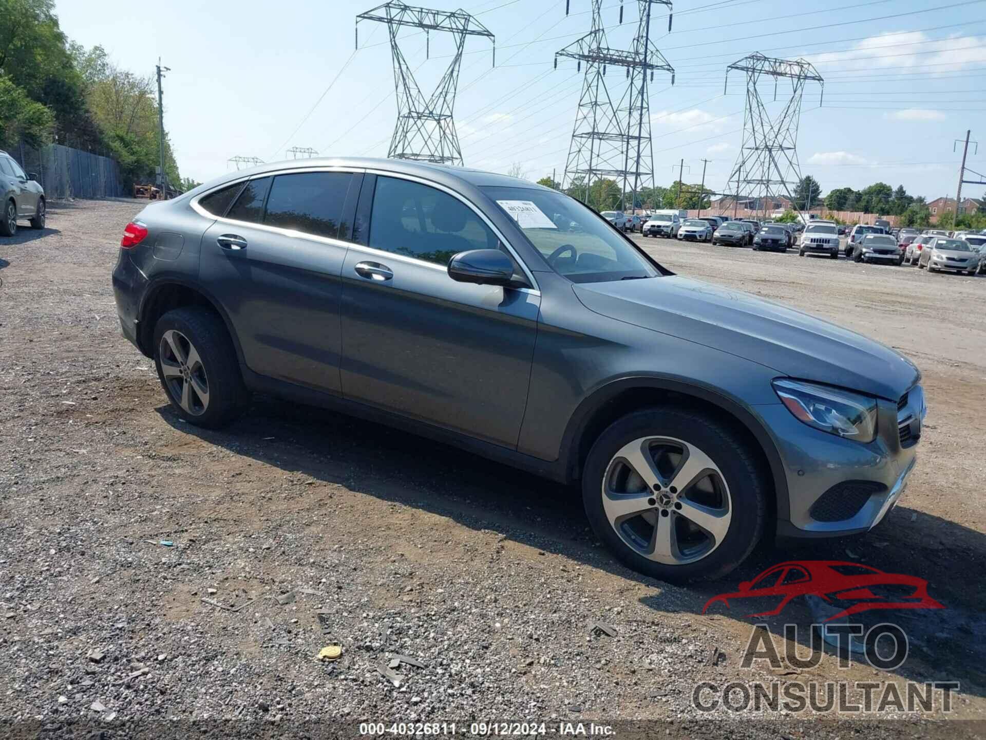MERCEDES-BENZ GLC 300 COUPE 2018 - WDC0J4KB5JF296015
