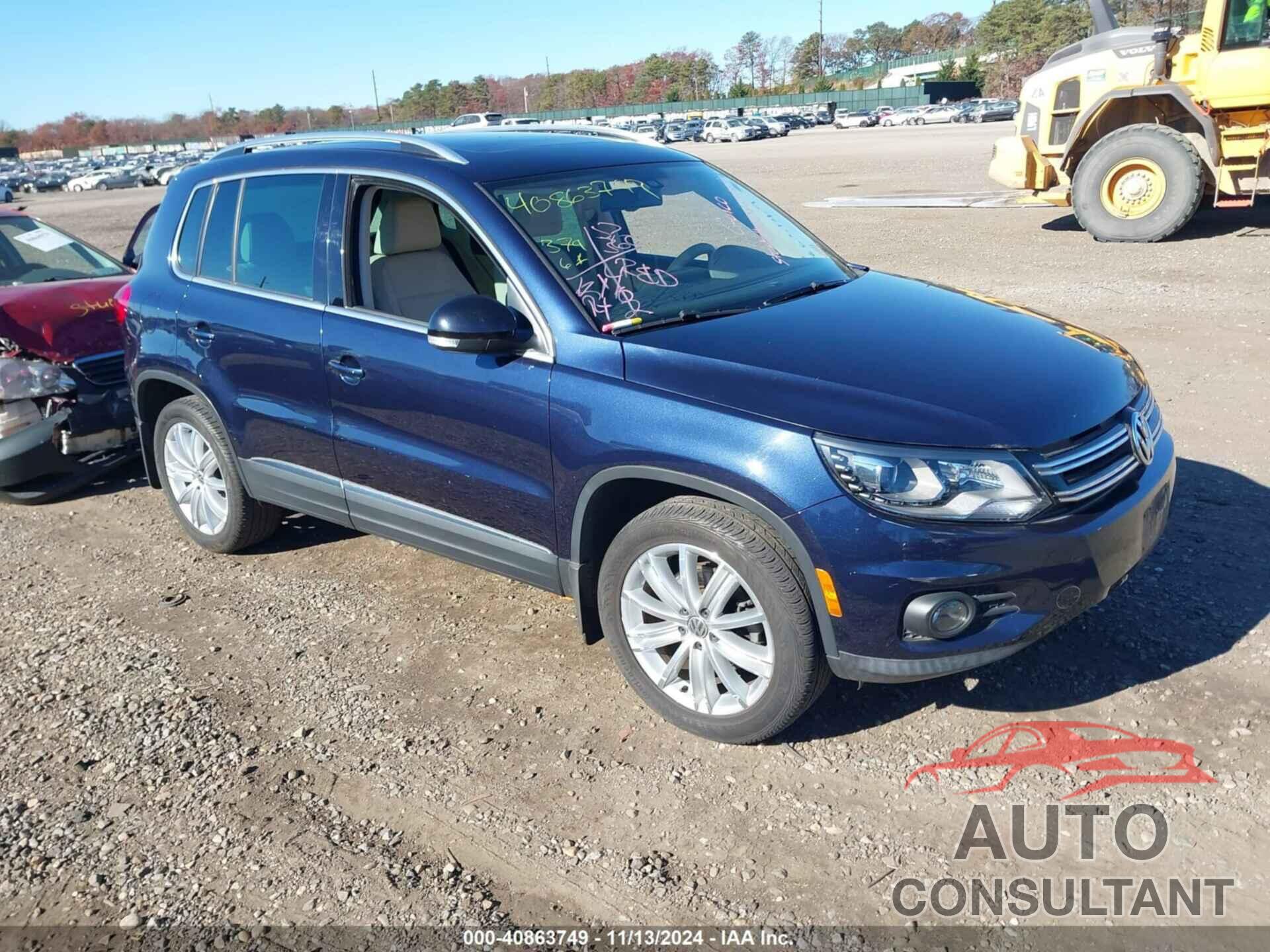 VOLKSWAGEN TIGUAN 2016 - WVGBV7AXXGW520918