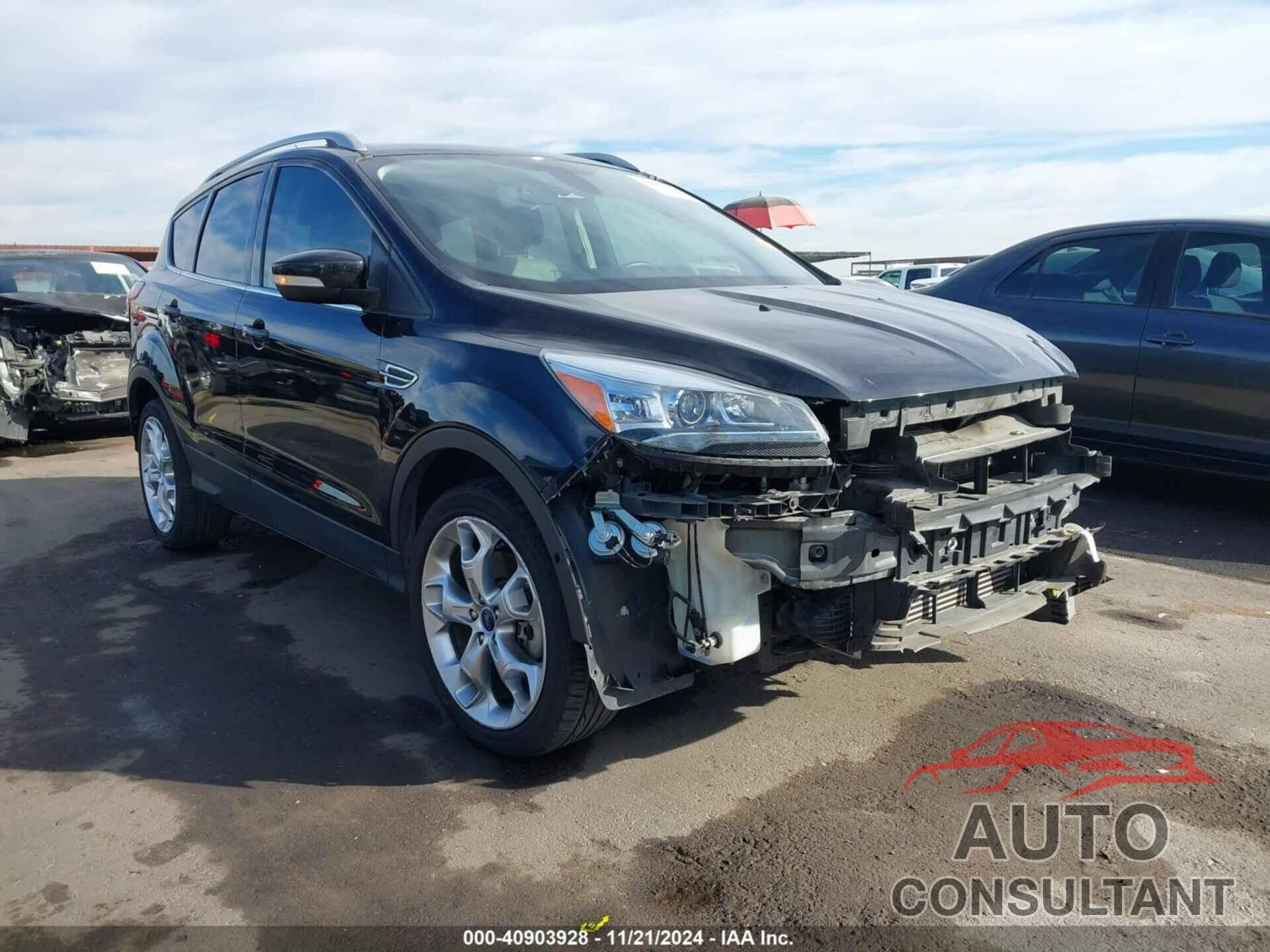 FORD ESCAPE 2015 - 1FMCU0J95FUB95587