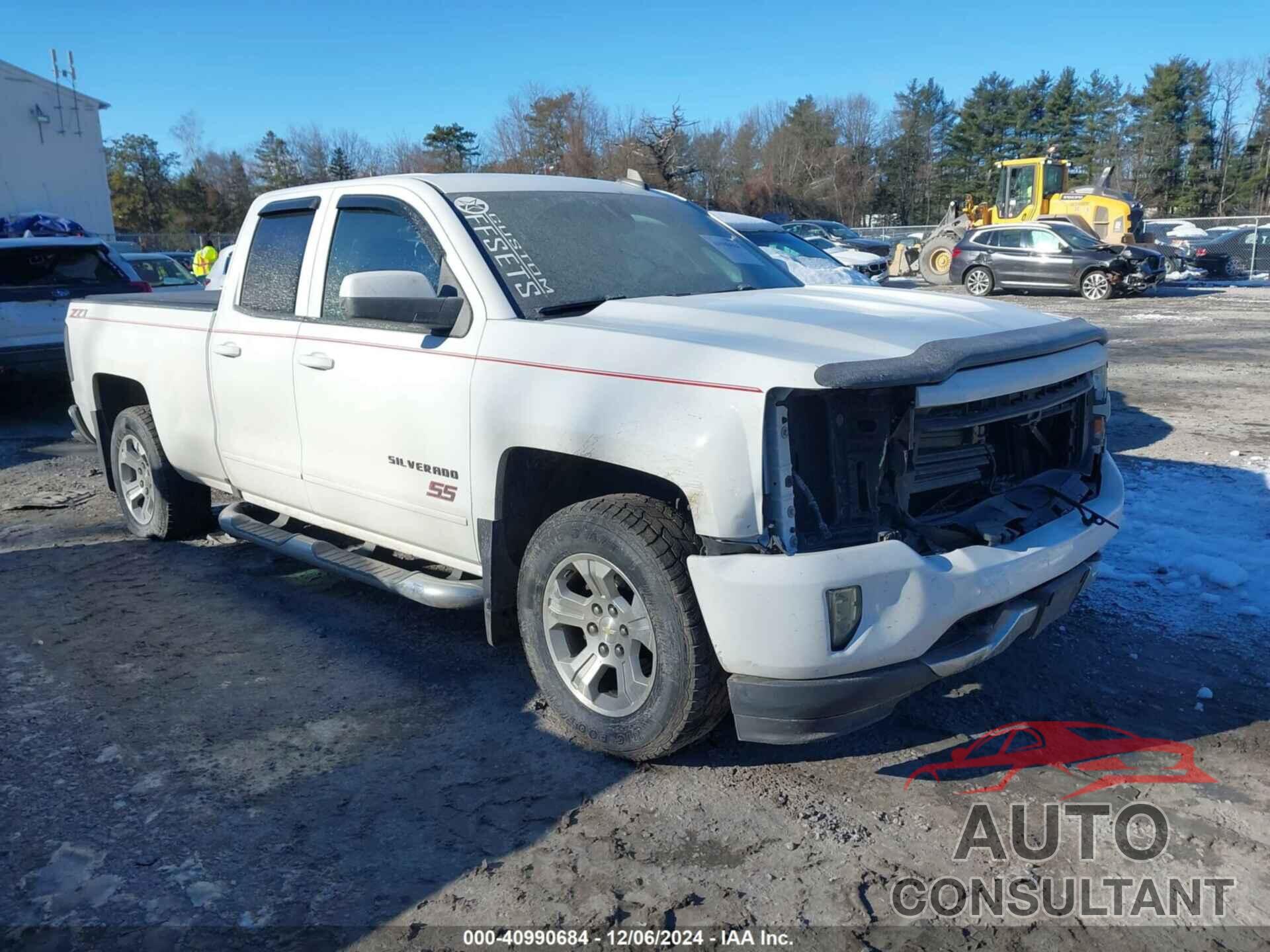 CHEVROLET SILVERADO 1500 2018 - 1GCVKREC1JZ145987