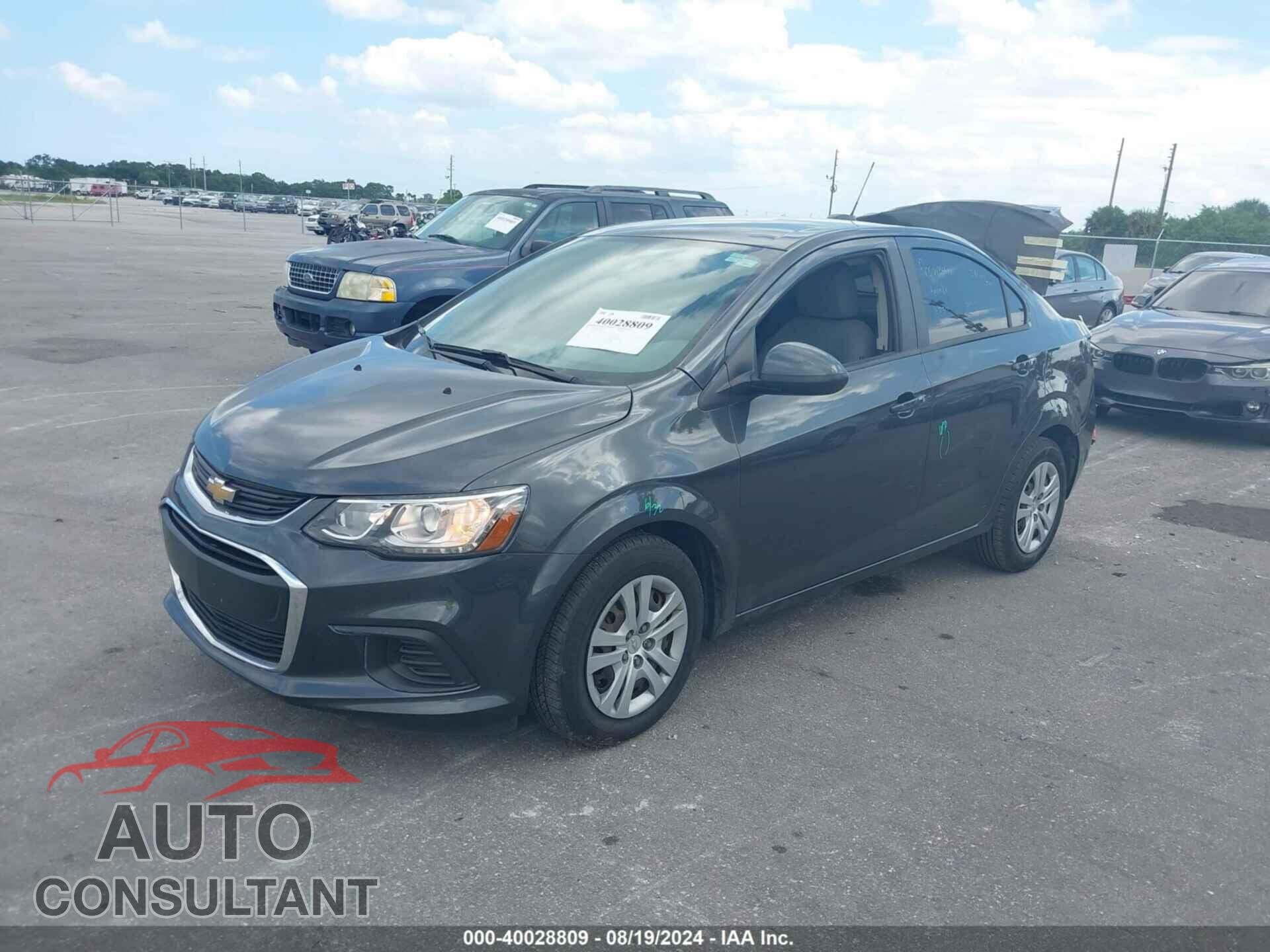 CHEVROLET SONIC 2017 - 1G1JB5SH7H4139702