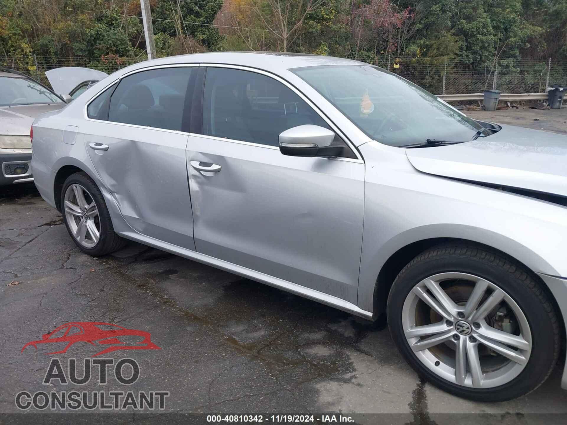 VOLKSWAGEN PASSAT 2014 - 1VWBN7A31EC092198