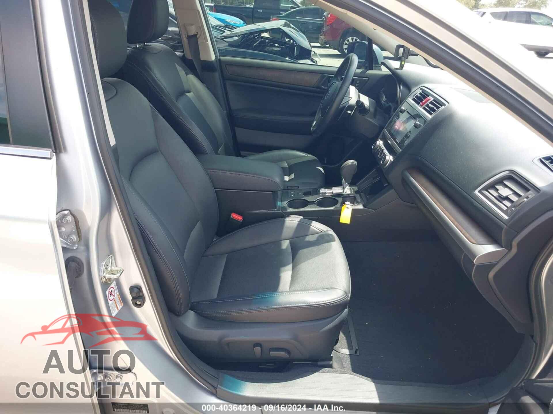 SUBARU OUTBACK 2017 - 4S4BSANC0H3350648