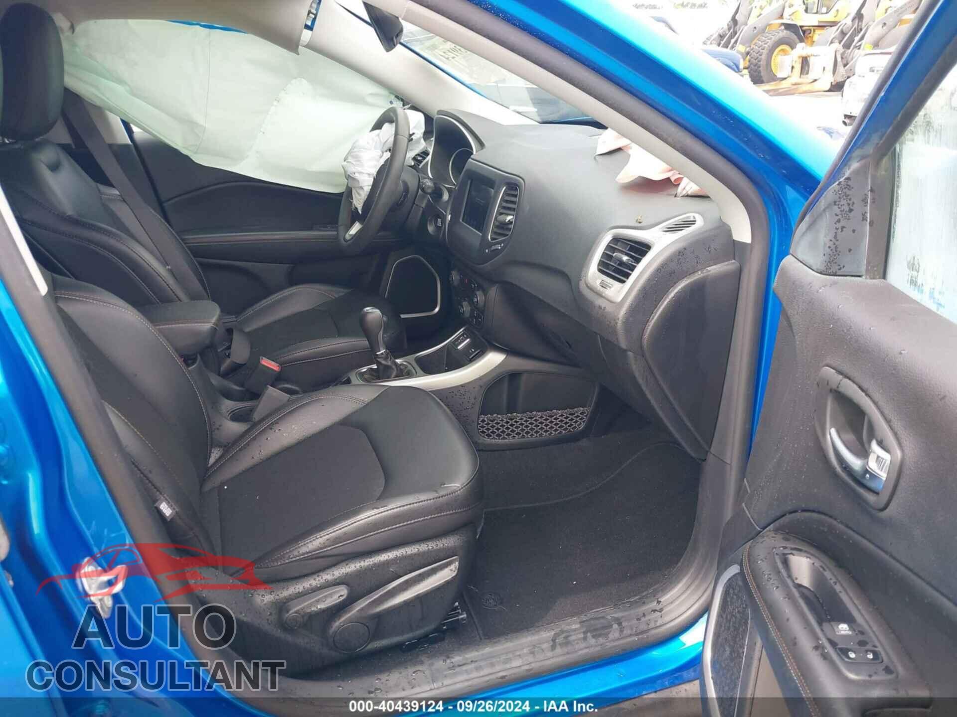 JEEP COMPASS 2021 - 3C4NJCBB9MT577007