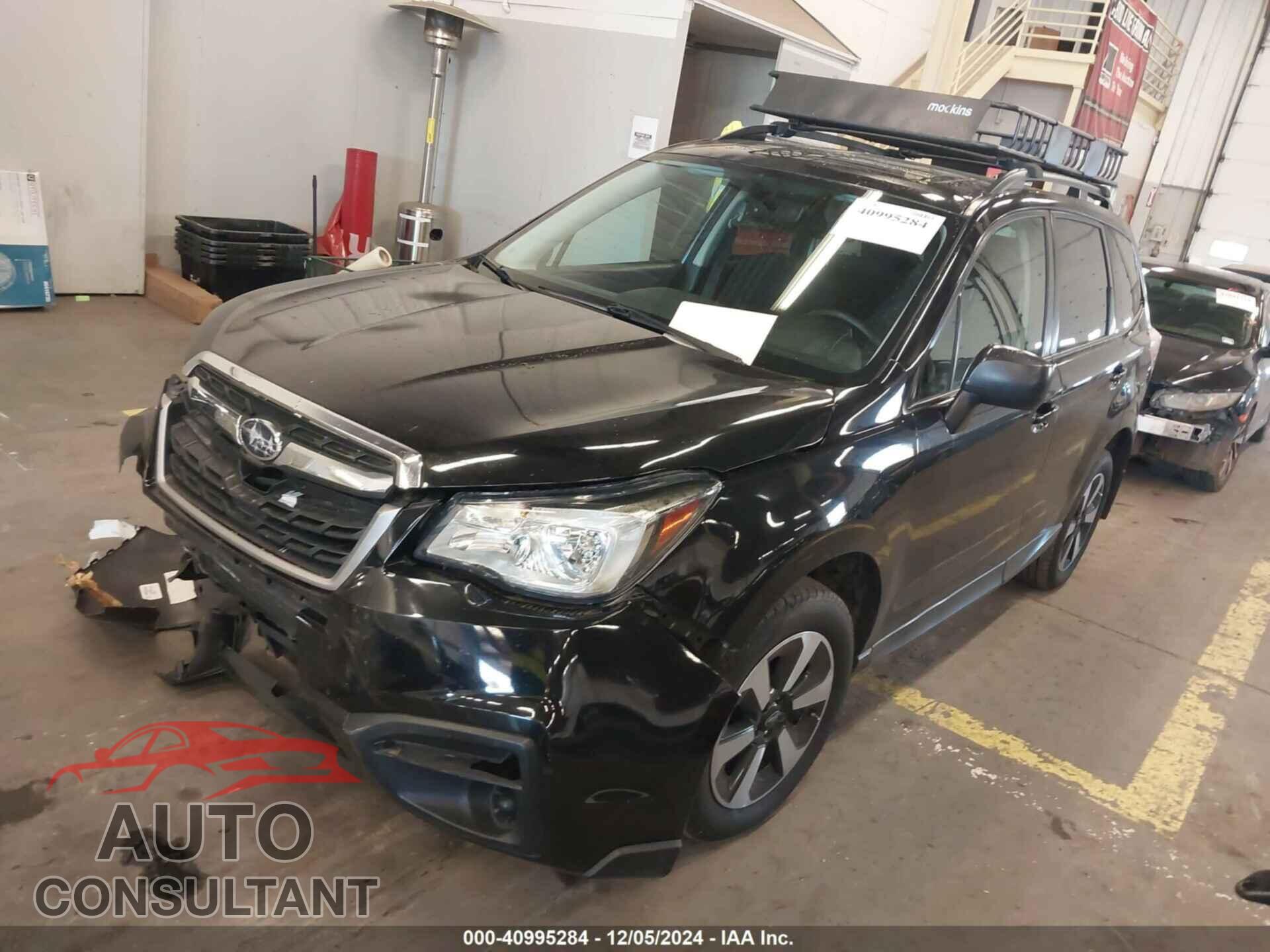 SUBARU FORESTER 2018 - JF2SJAEC7JH415318