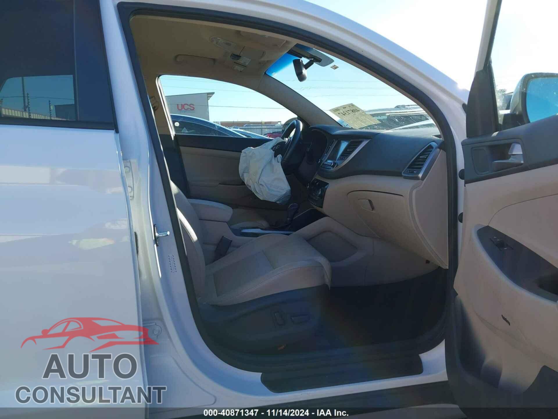 HYUNDAI TUCSON 2017 - KM8J3CA40HU456871