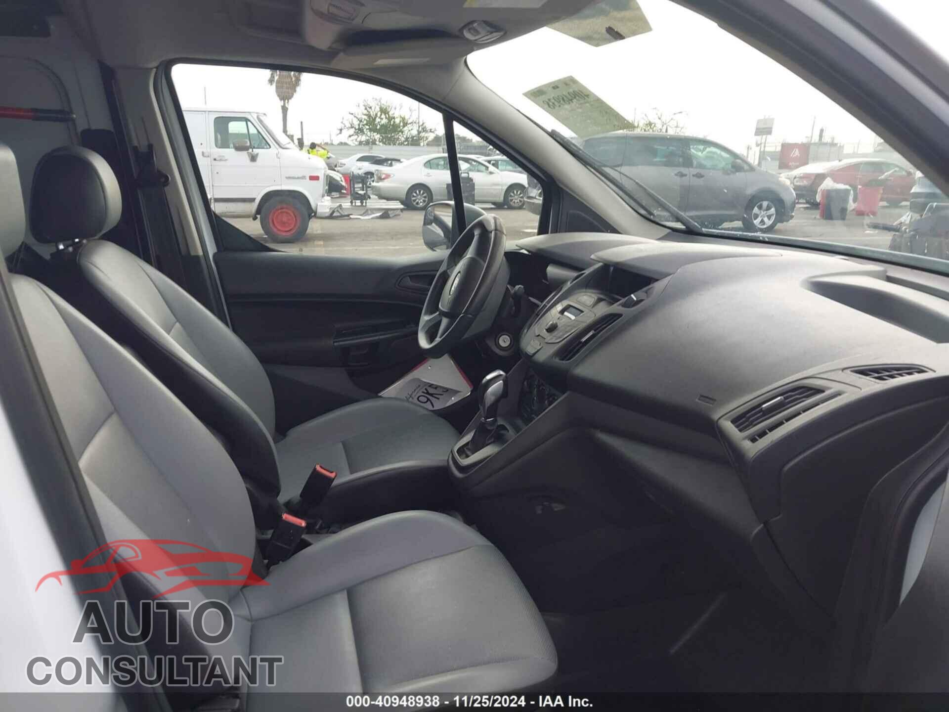 FORD TRANSIT CONNECT 2017 - NM0LS7E70H1332609