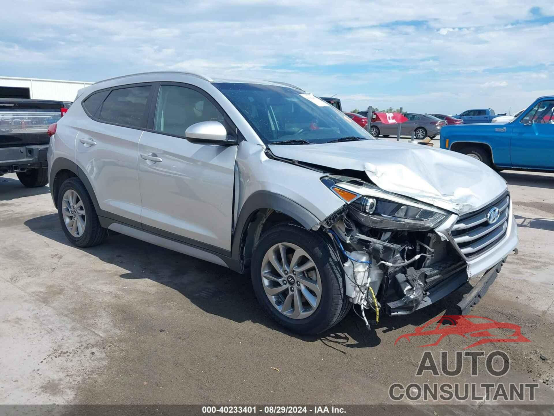 HYUNDAI TUCSON 2018 - KM8J33A4XJU680249