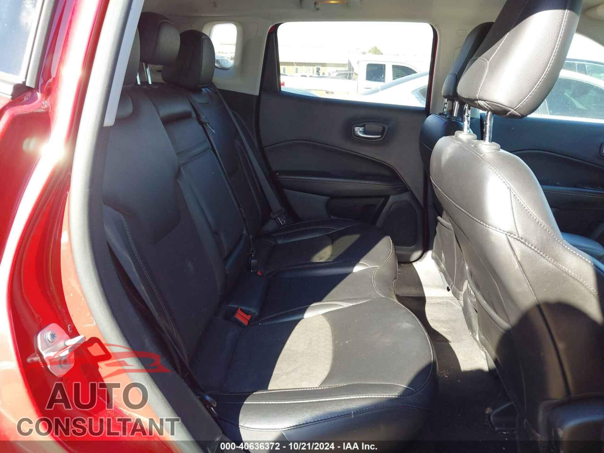 JEEP COMPASS 2020 - 3C4NJDBB4LT100621