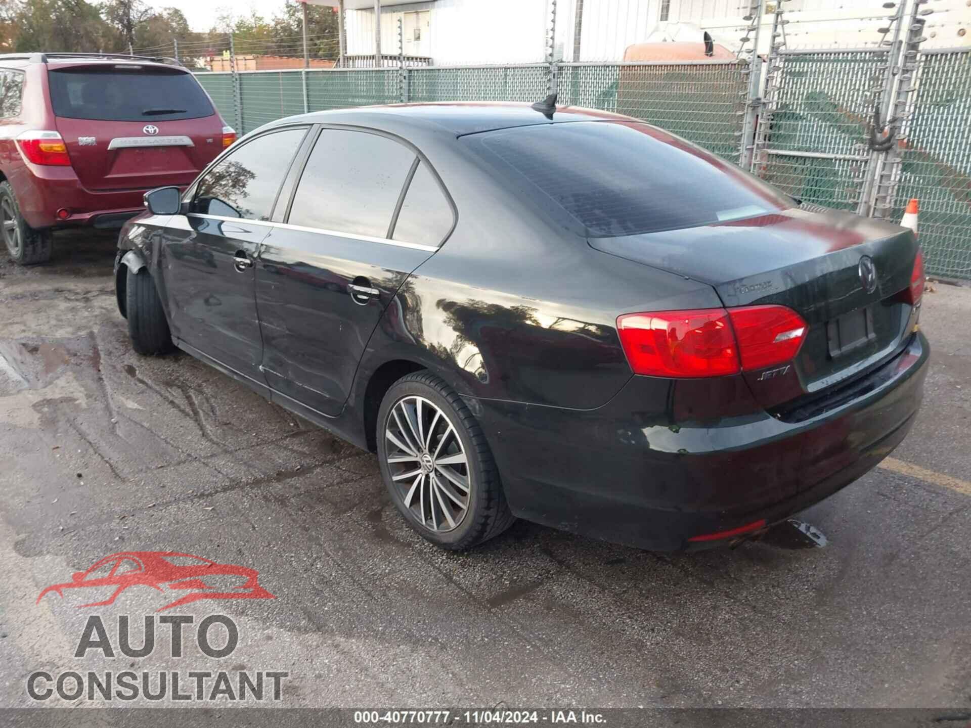 VOLKSWAGEN JETTA 2012 - 3VWLP7AJ2CM367084