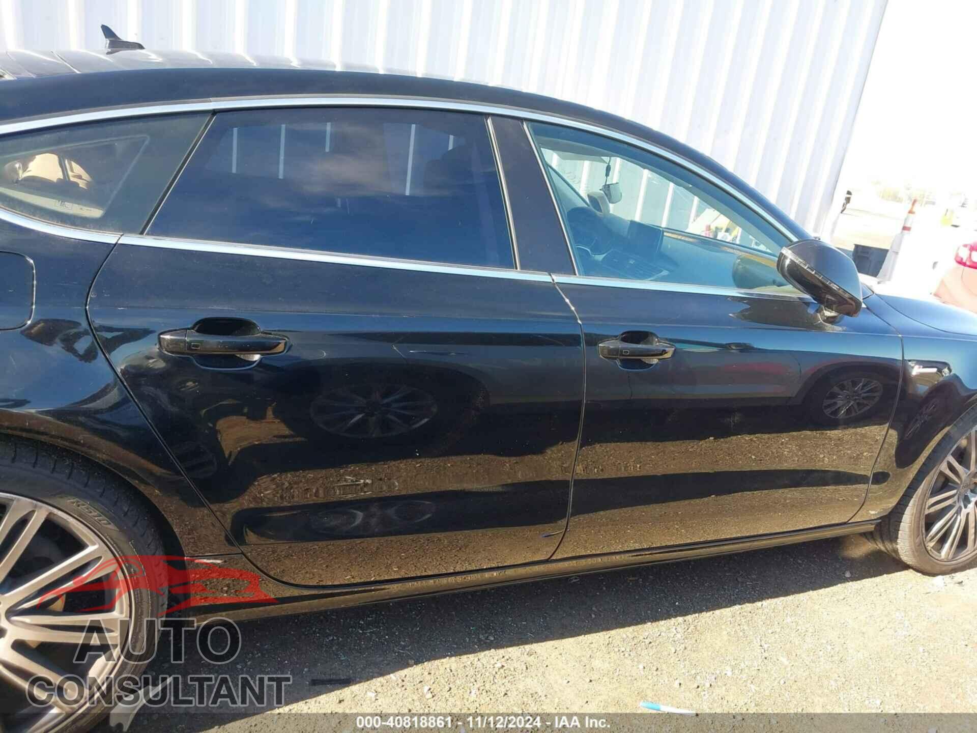 AUDI A7 2012 - WAUYGAFC4CN082096