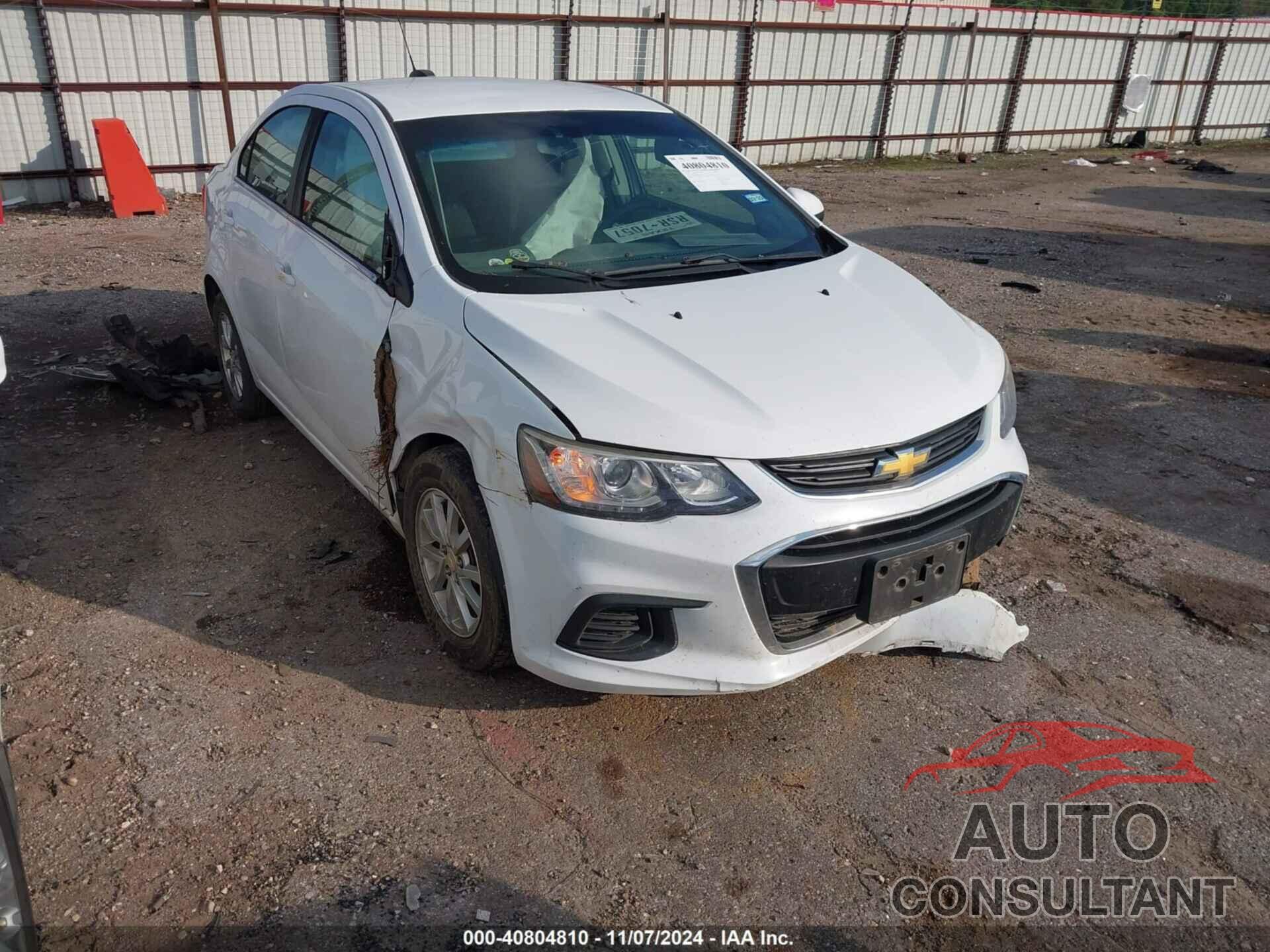 CHEVROLET SONIC 2018 - 1G1JD5SHXJ4115653