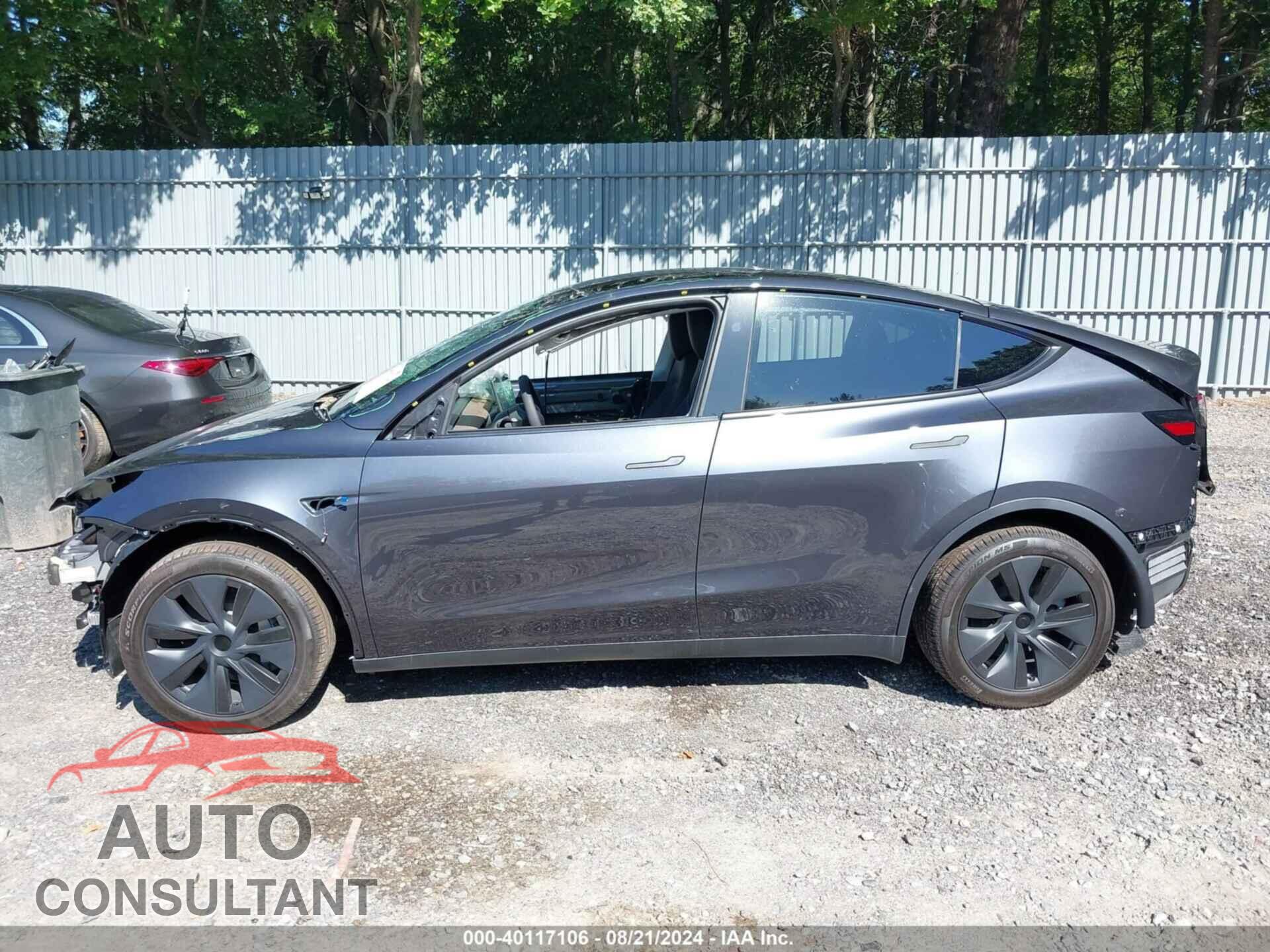 TESLA MODEL Y 2024 - 7SAYGDEEXRA307345