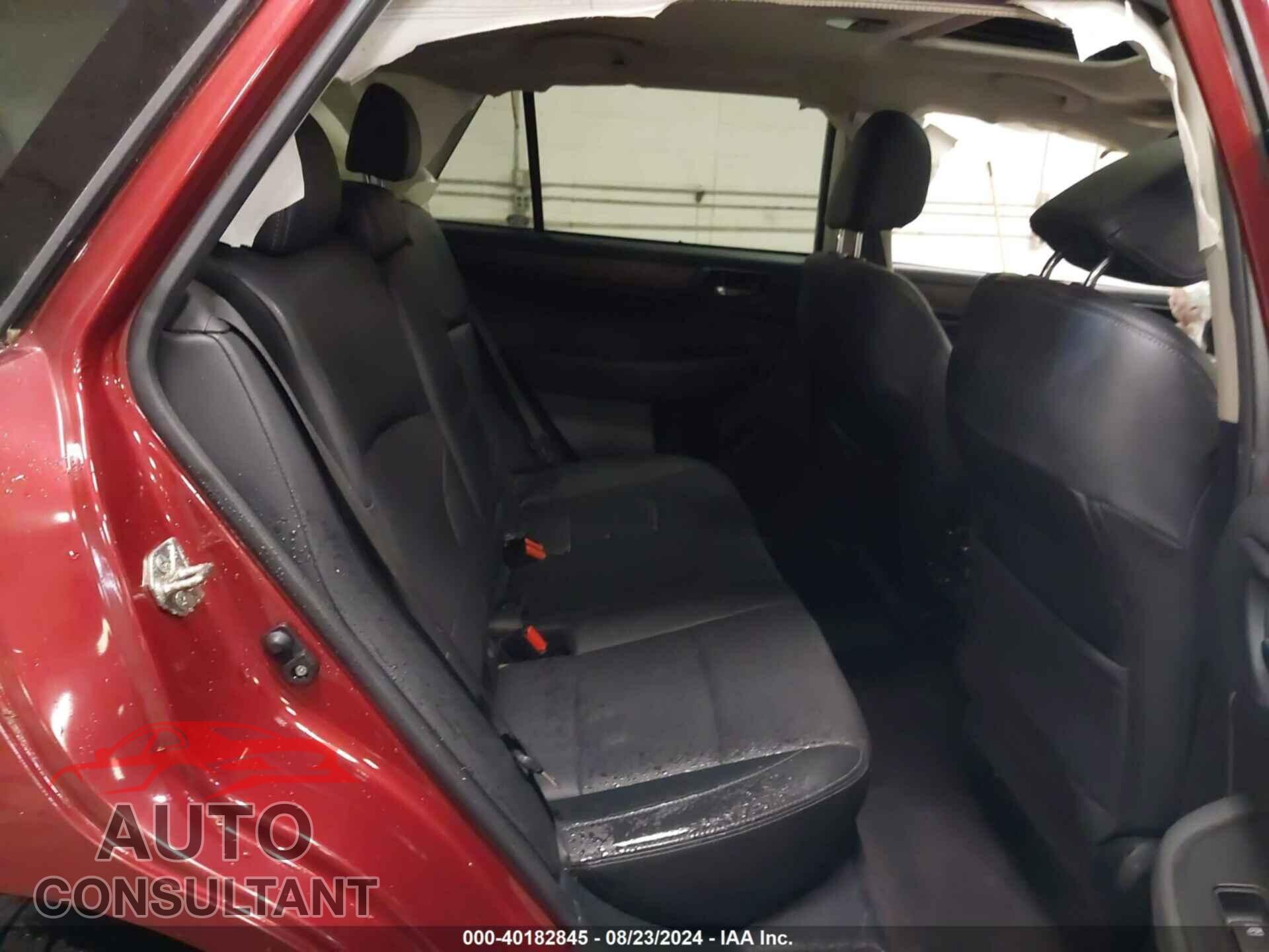 SUBARU OUTBACK 2017 - 4S4BSAKC2H3204451