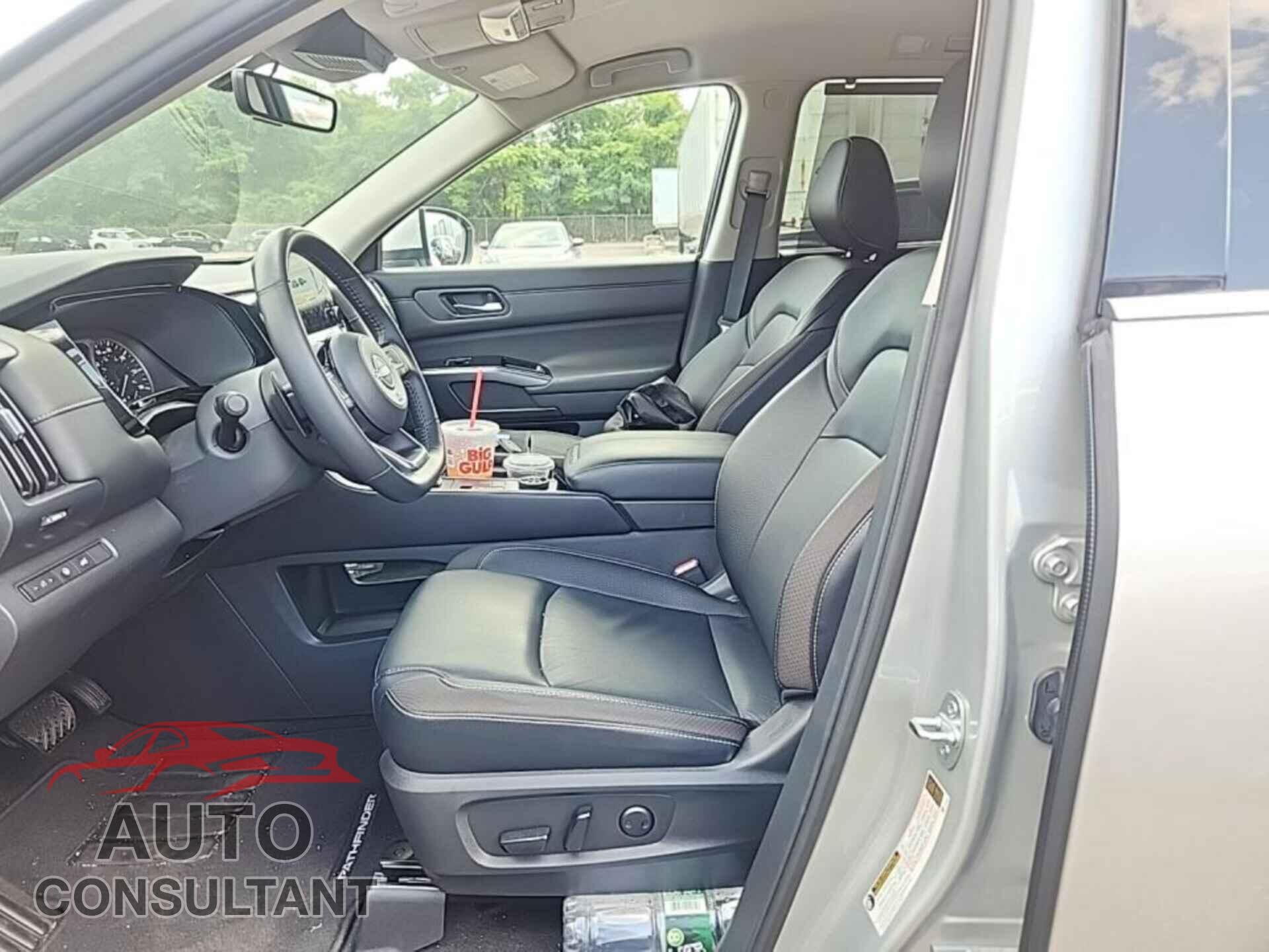 NISSAN PATHFINDER 2023 - 5N1DR3CC4PC243930