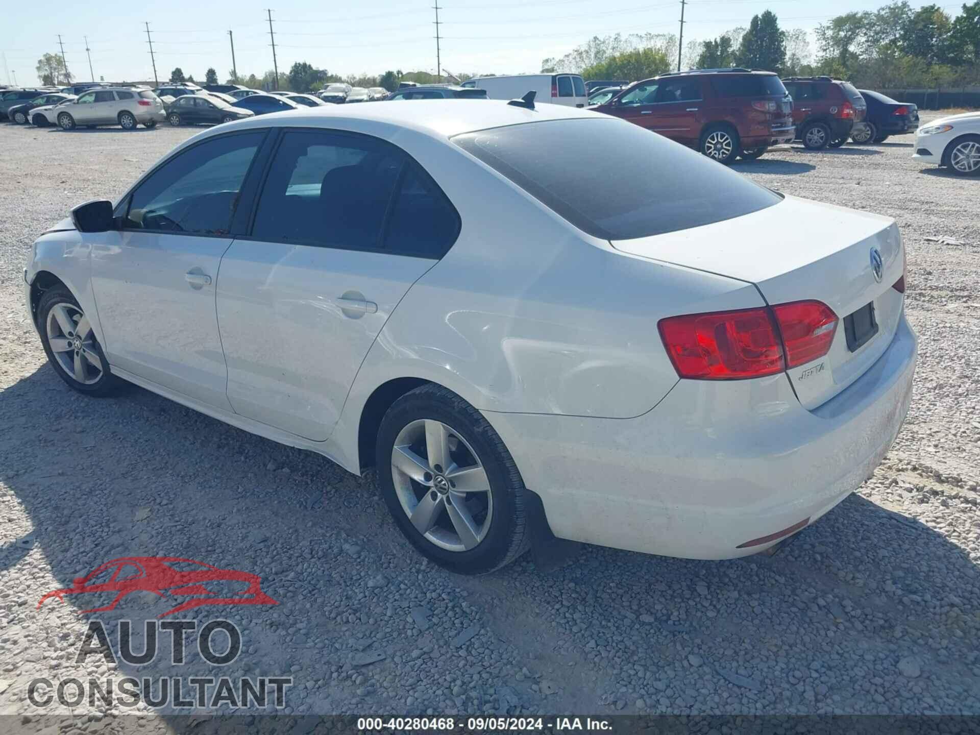 VOLKSWAGEN JETTA 2012 - 3VWLL7AJ9CM335244