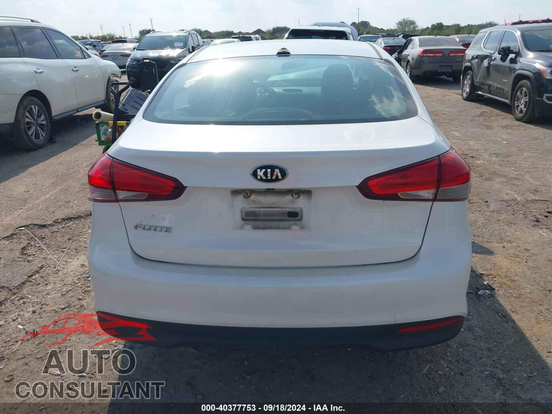KIA FORTE 2017 - 3KPFL4A77HE007132