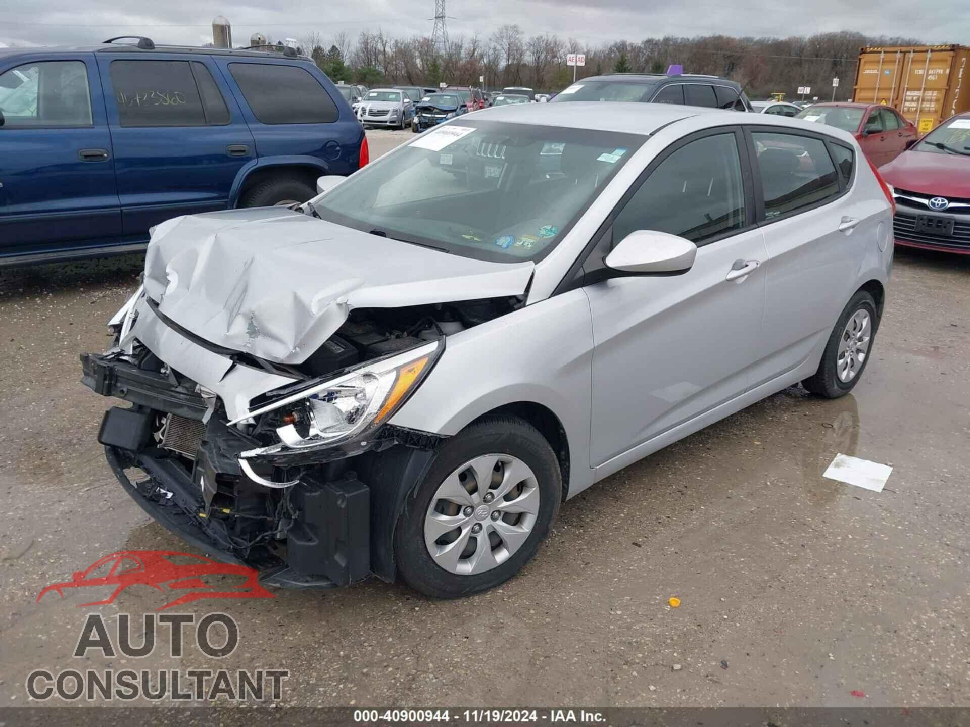 HYUNDAI ACCENT 2017 - KMHCT5AE5HU341289