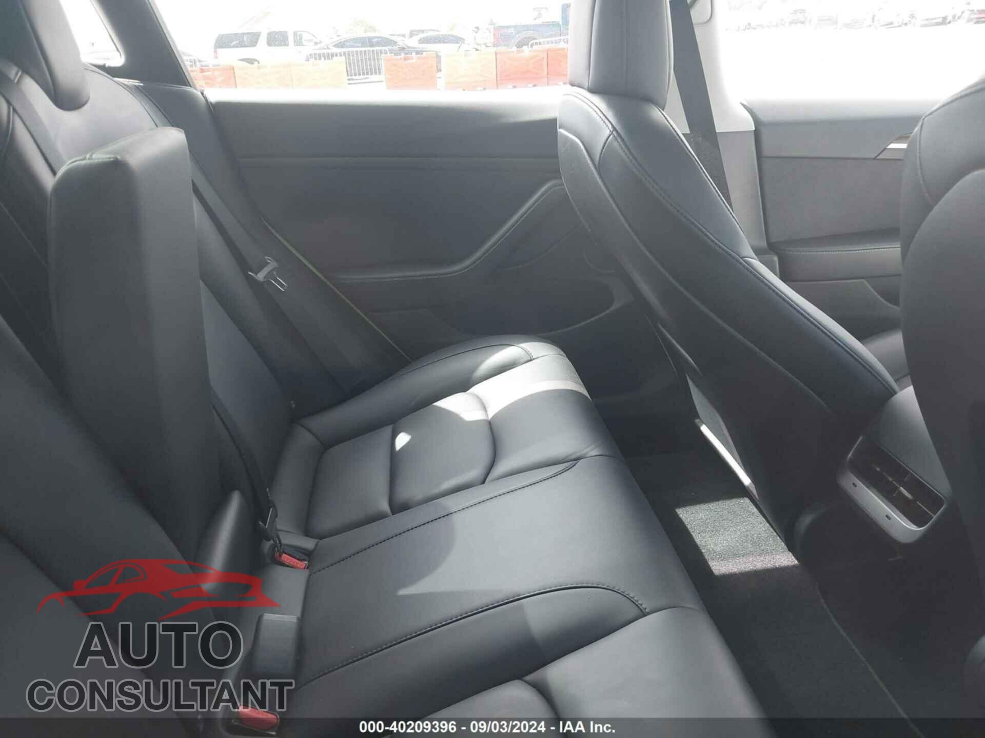 TESLA MODEL 3 2022 - 5YJ3E1EB6NF160536