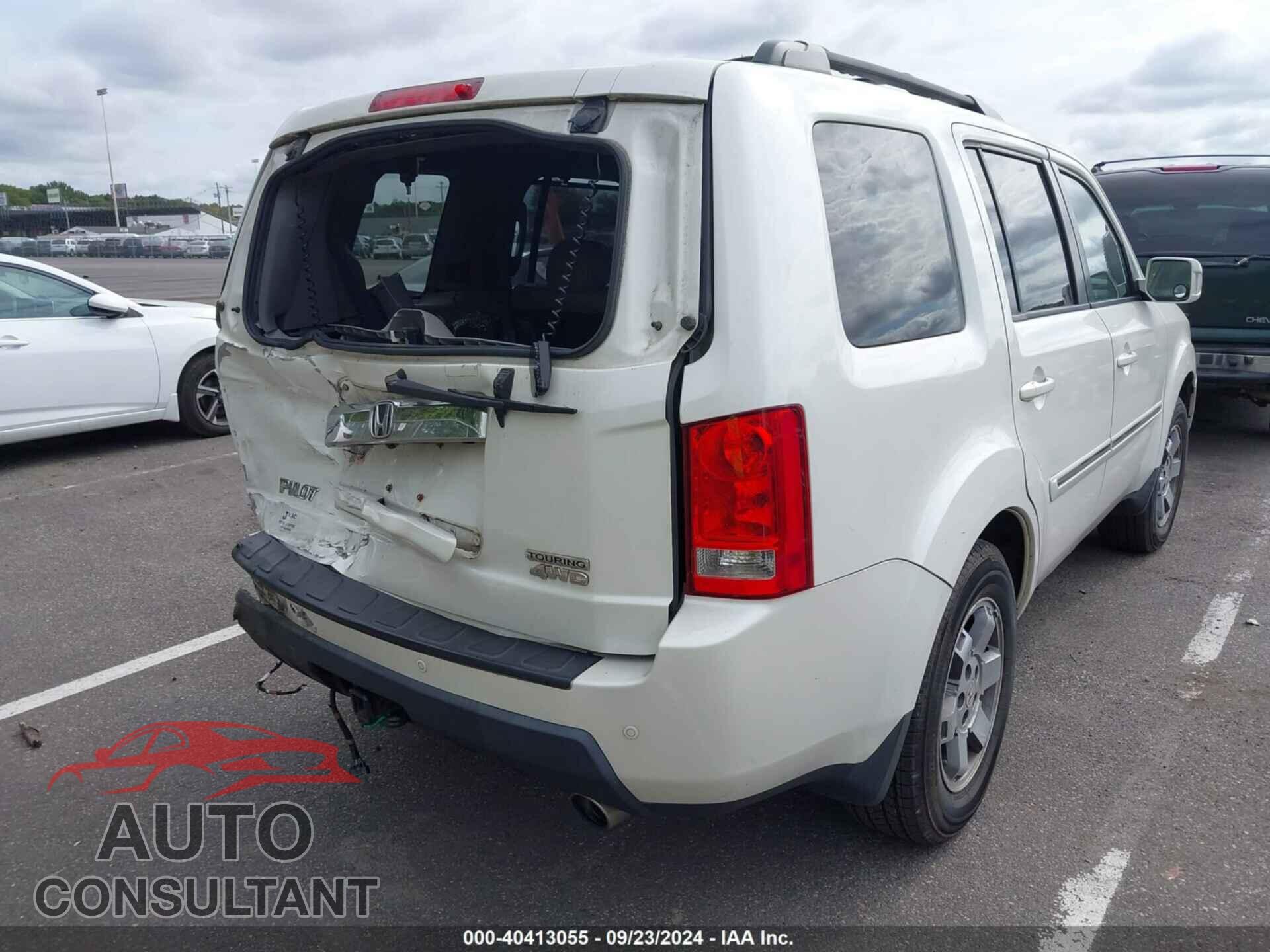 HONDA PILOT 2011 - 5FNYF4H96BB006451