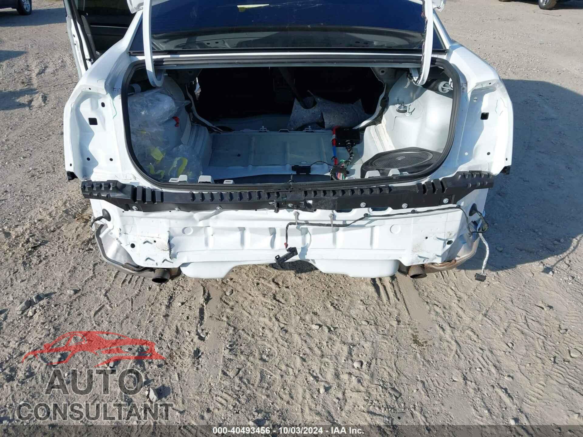 CHRYSLER 300 2023 - 2C3CCABT2PH644398