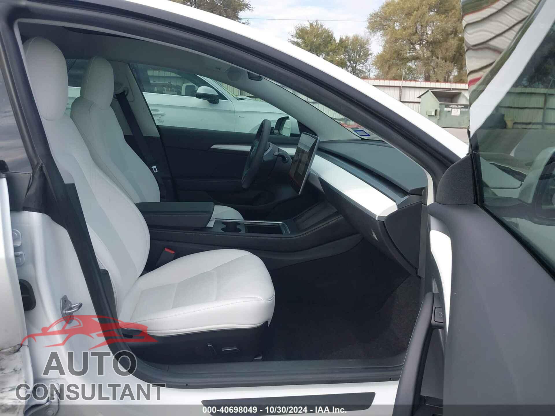 TESLA MODEL 3 2022 - 5YJ3E1EC8NF163155