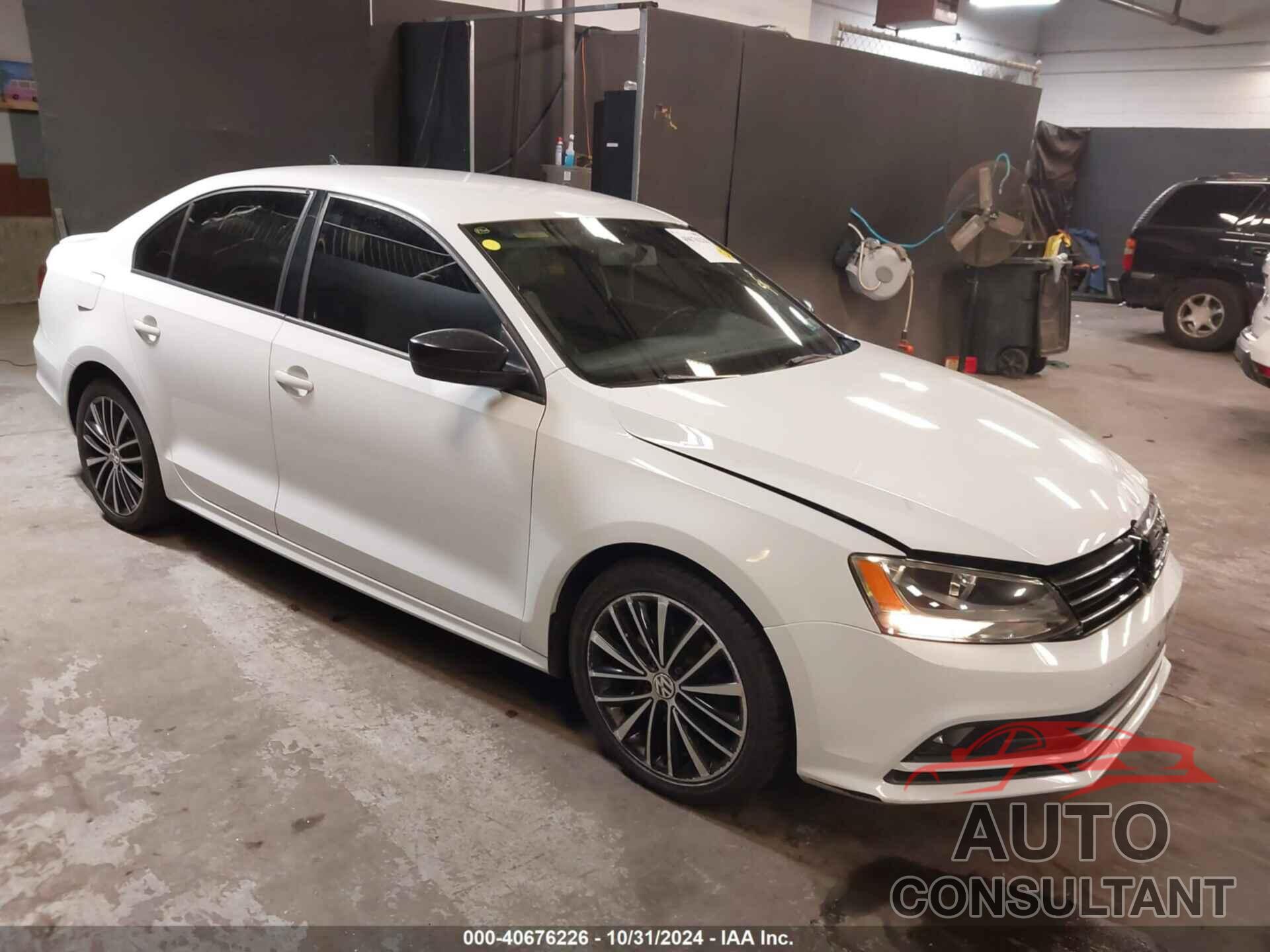 VOLKSWAGEN JETTA 2016 - 3VWD17AJ0GM256531