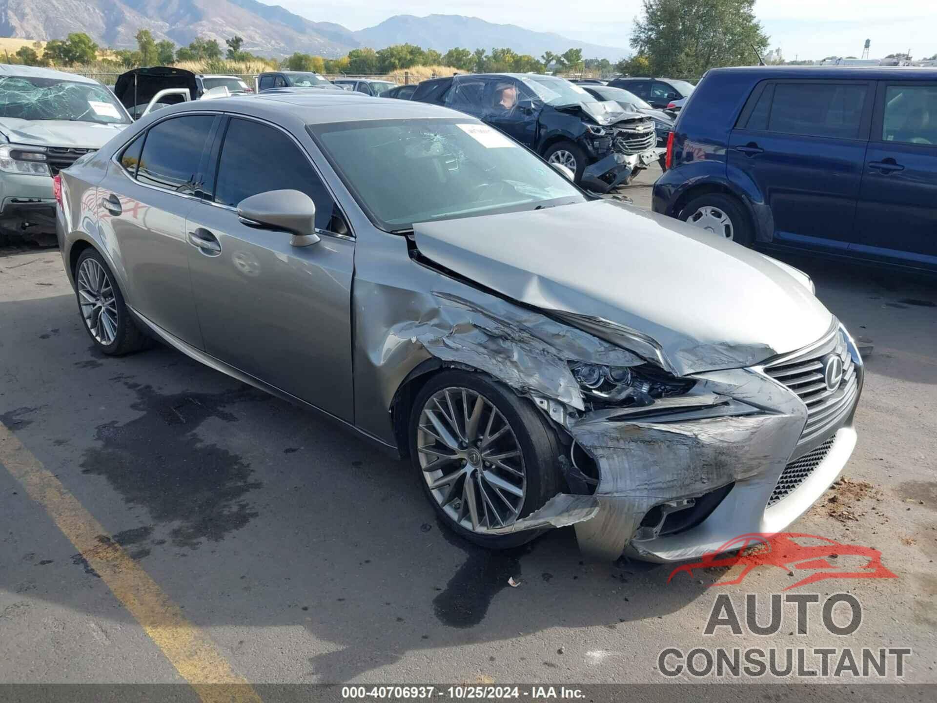 LEXUS IS 250 2015 - JTHCF1D25F5020557
