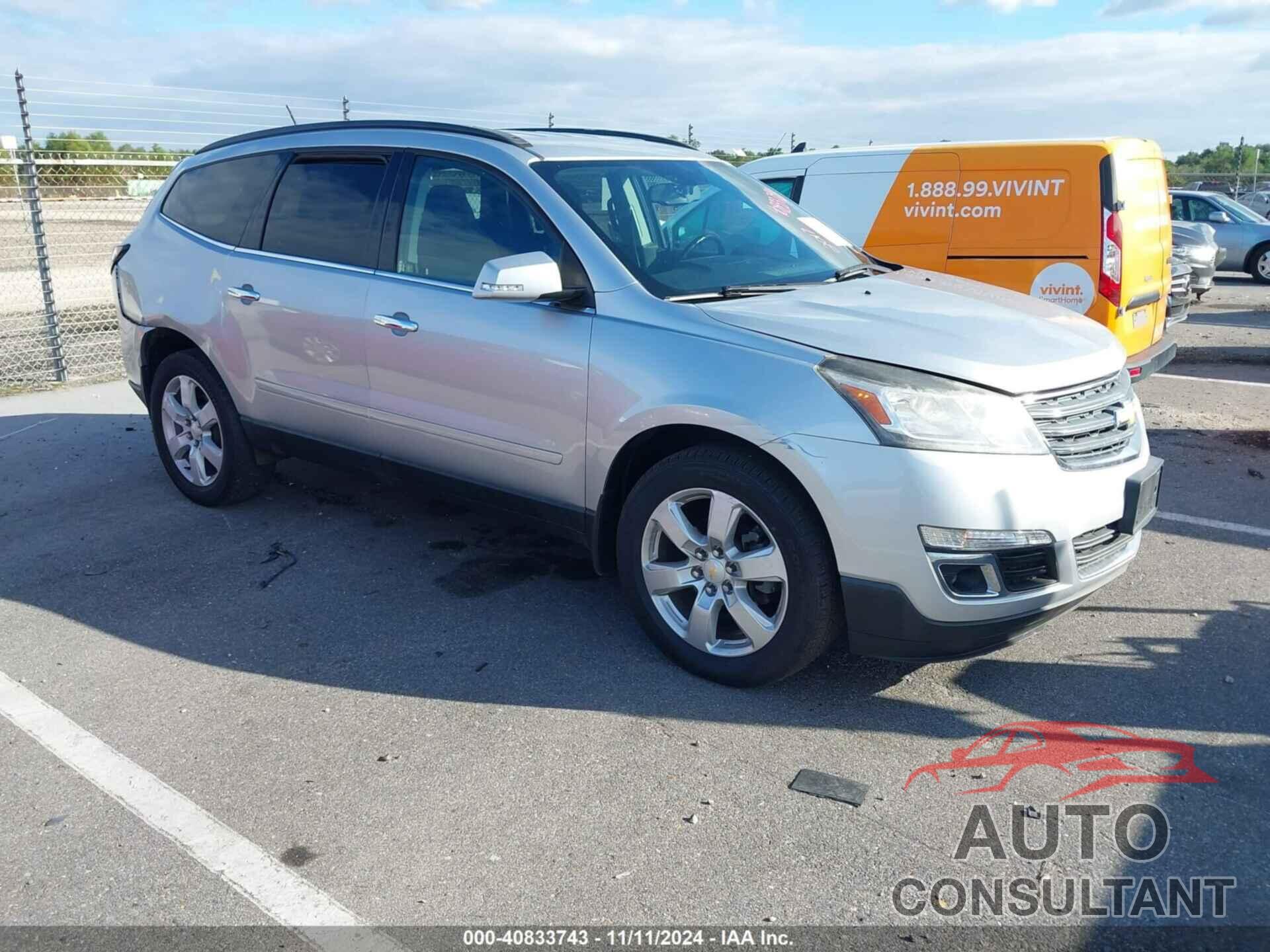 CHEVROLET TRAVERSE 2017 - 1GNKRGKD5HJ351443