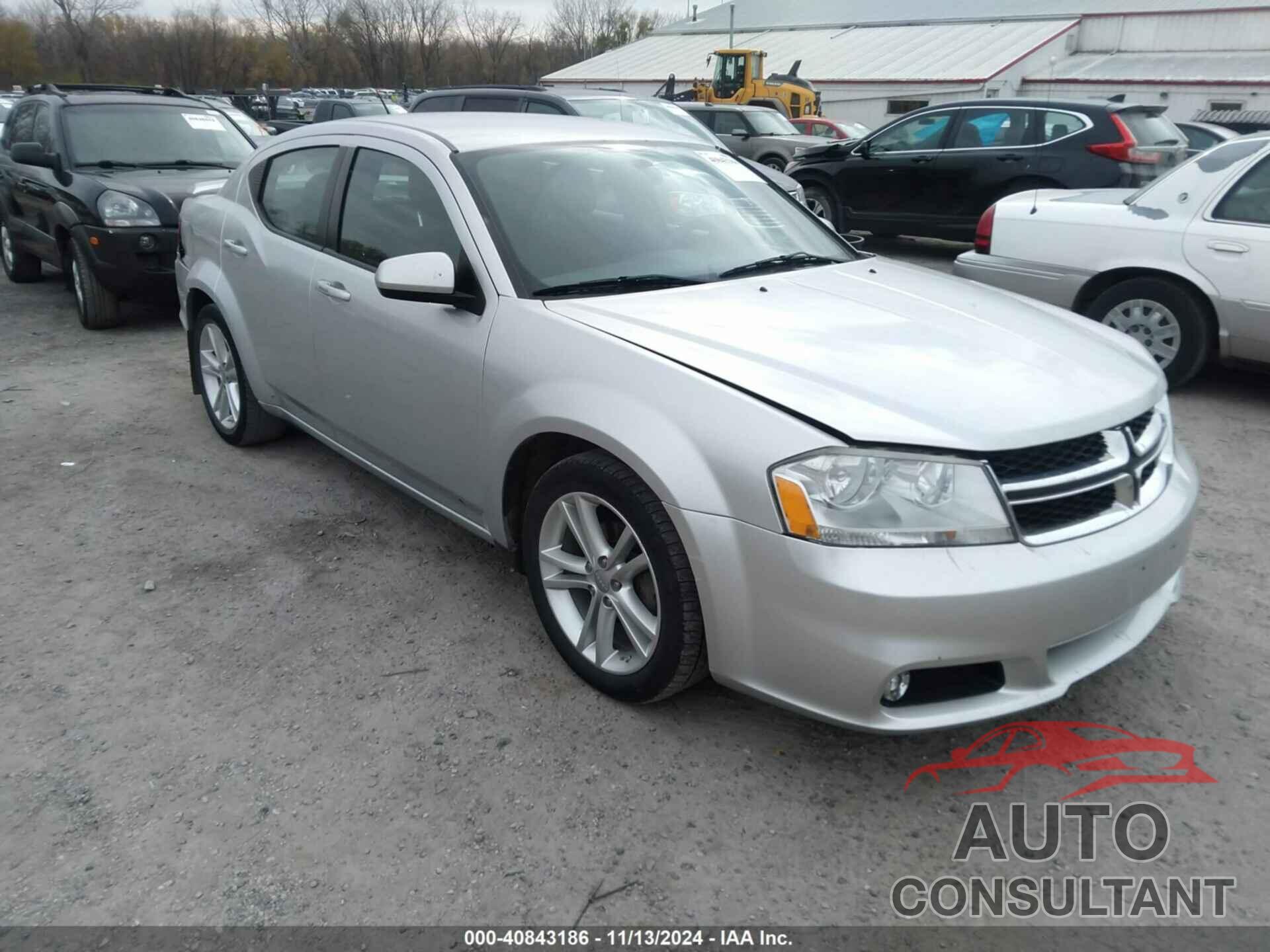 DODGE AVENGER 2011 - 1B3BD1FG5BN558263