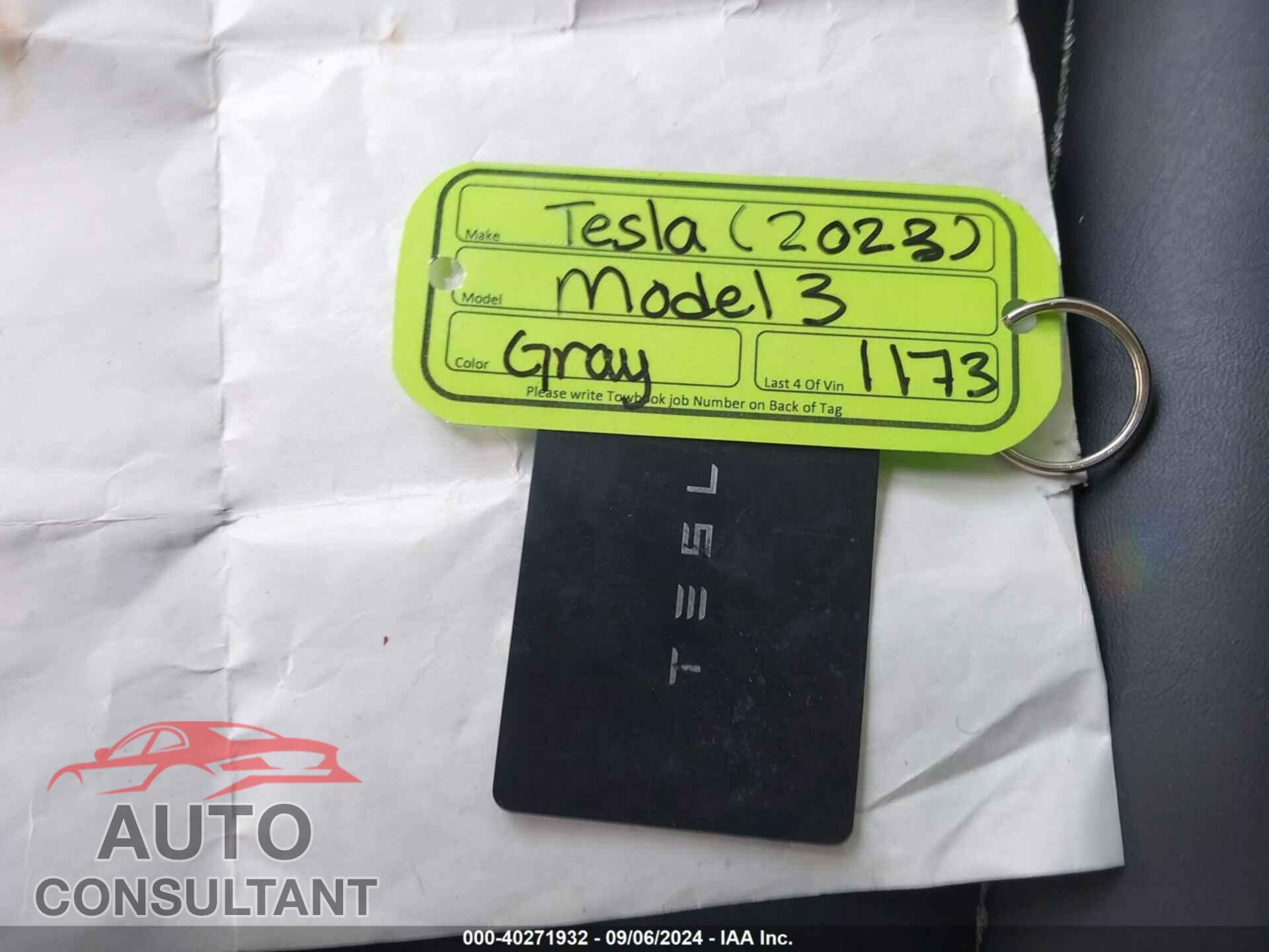 TESLA MODEL 3 2023 - 5YJ3E1EA0PF661173
