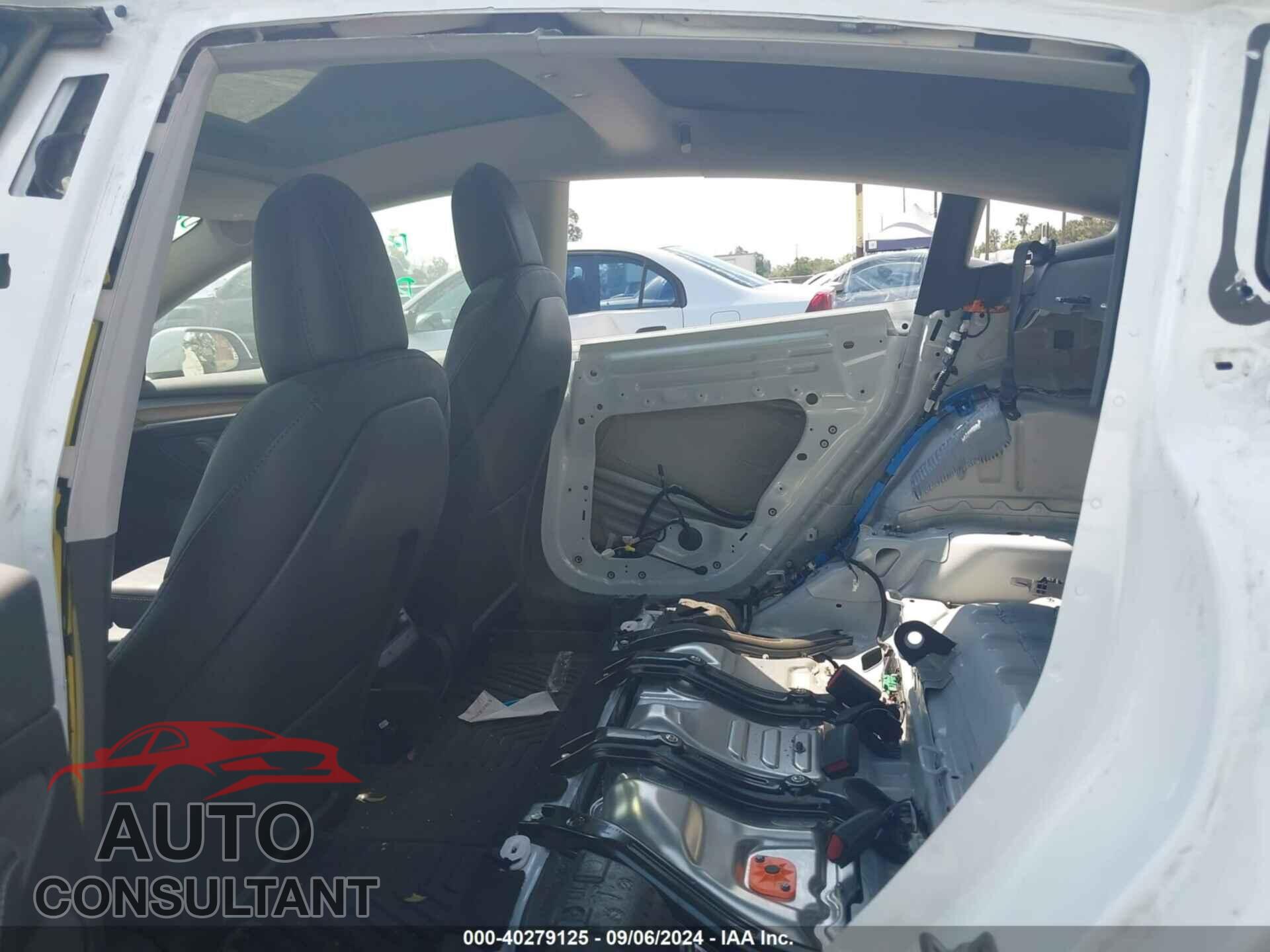 TESLA MODEL 3 2023 - 5YJ3E1EA8PF470505