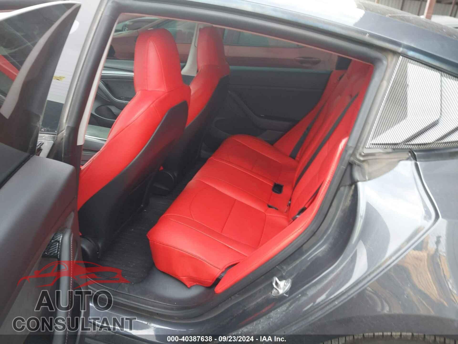 TESLA MODEL 3 2022 - 5YJ3E1EB1NF211005