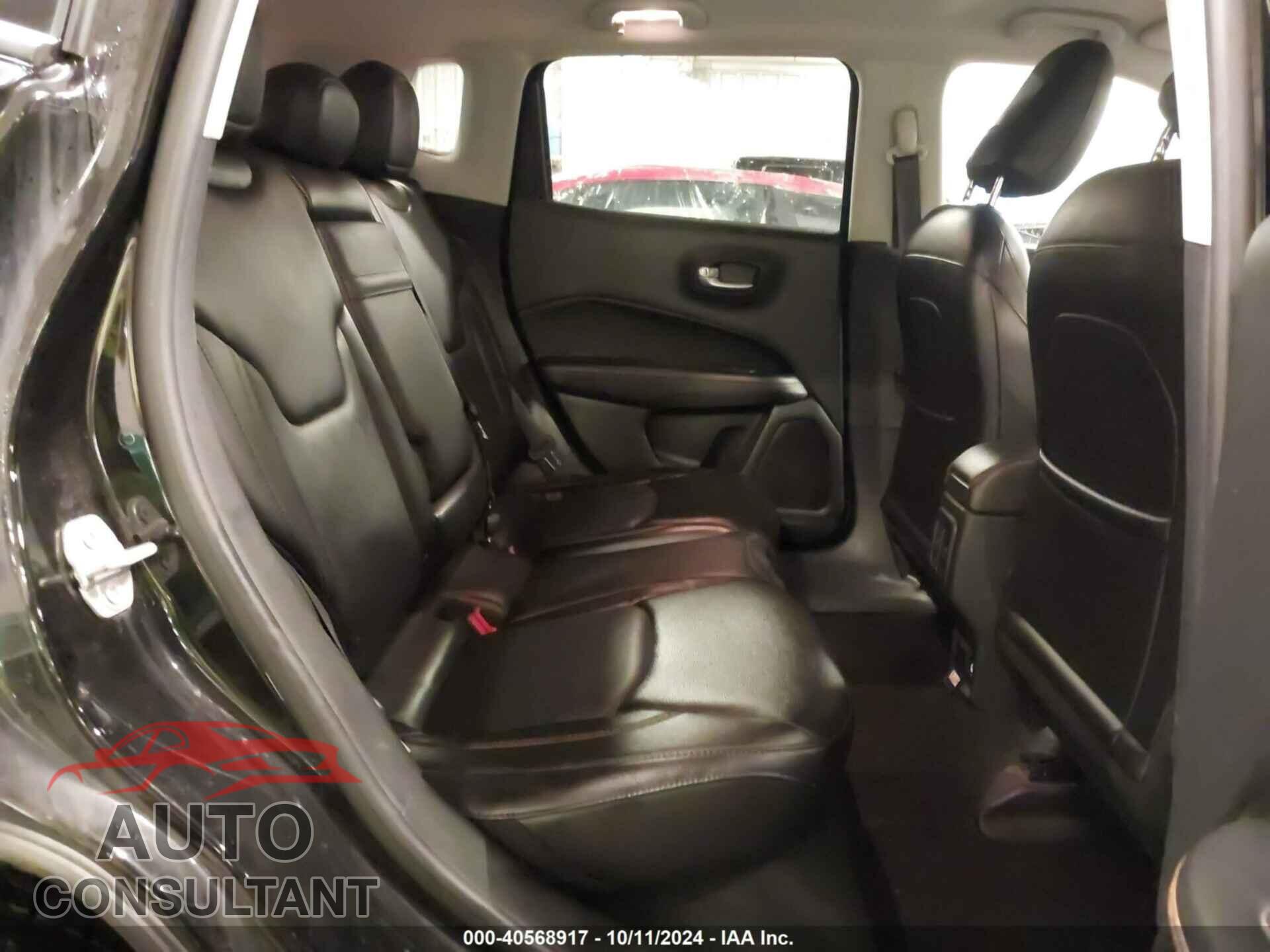 JEEP COMPASS 2018 - 3C4NJDCB5JT365379