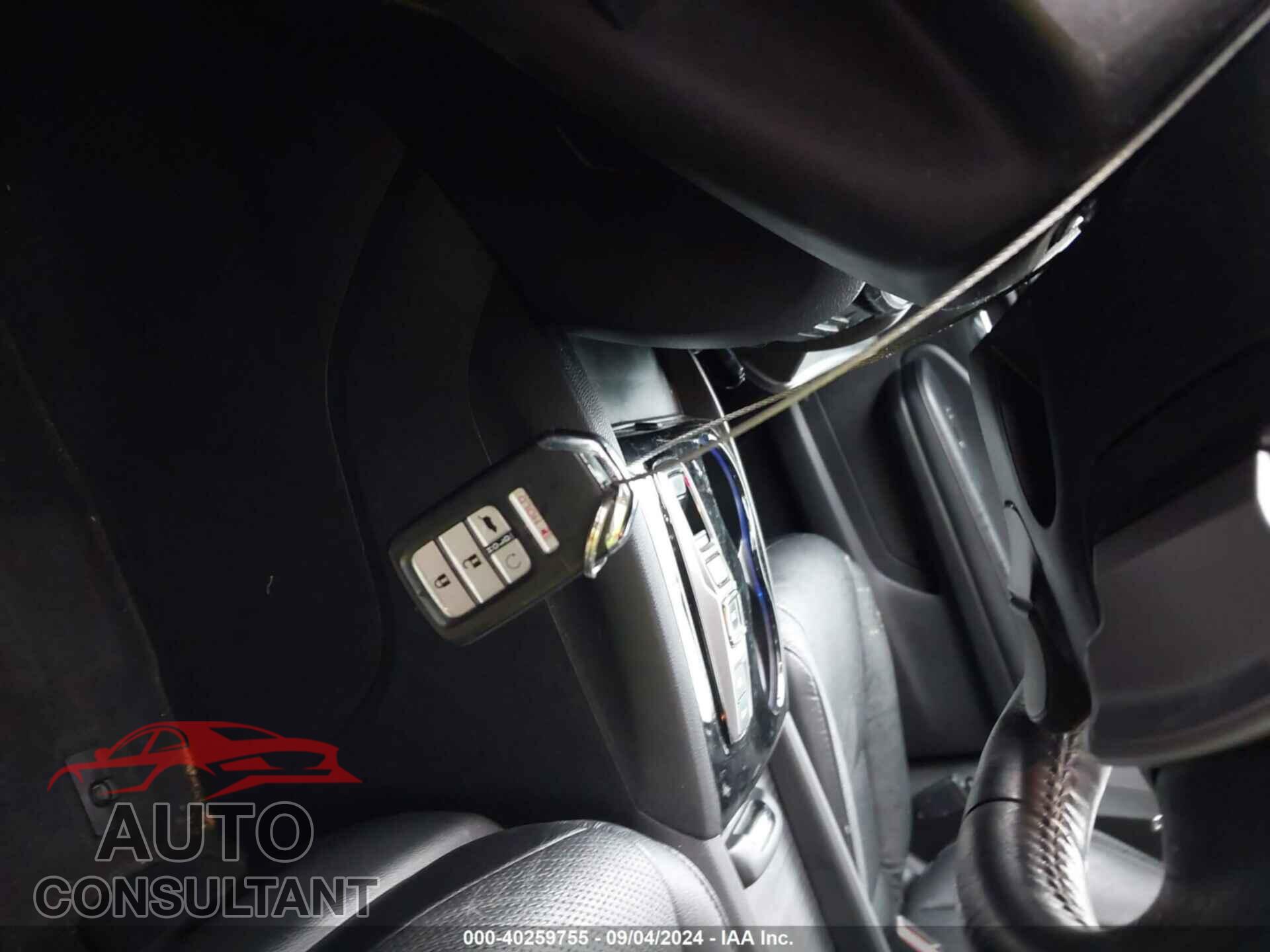 HONDA PILOT 2017 - 5FNYF6H04HB052107
