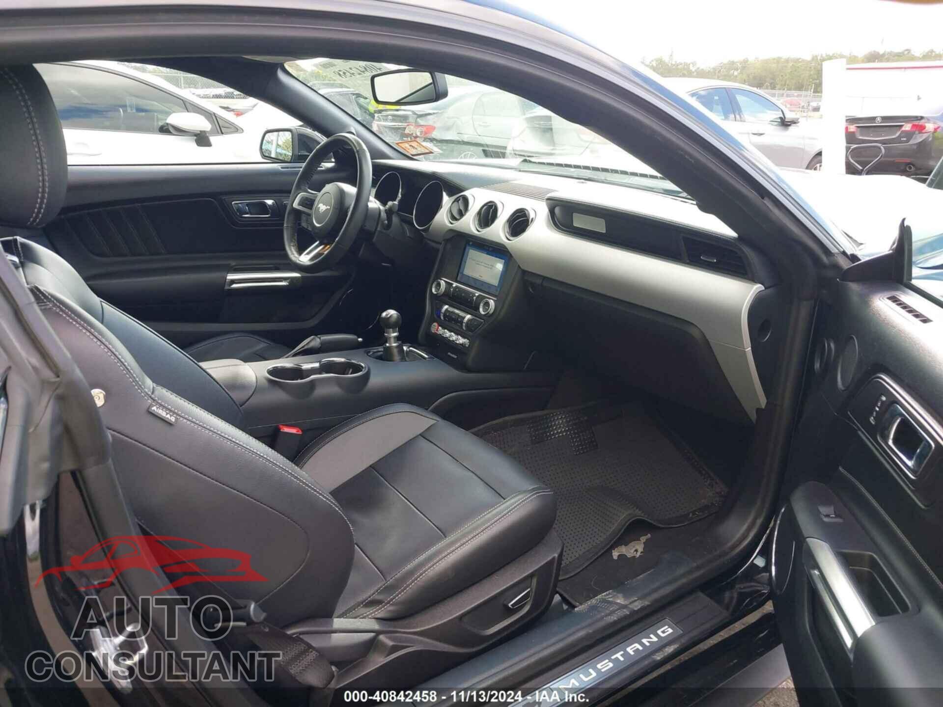 FORD MUSTANG 2017 - 1FA6P8CF1H5262537