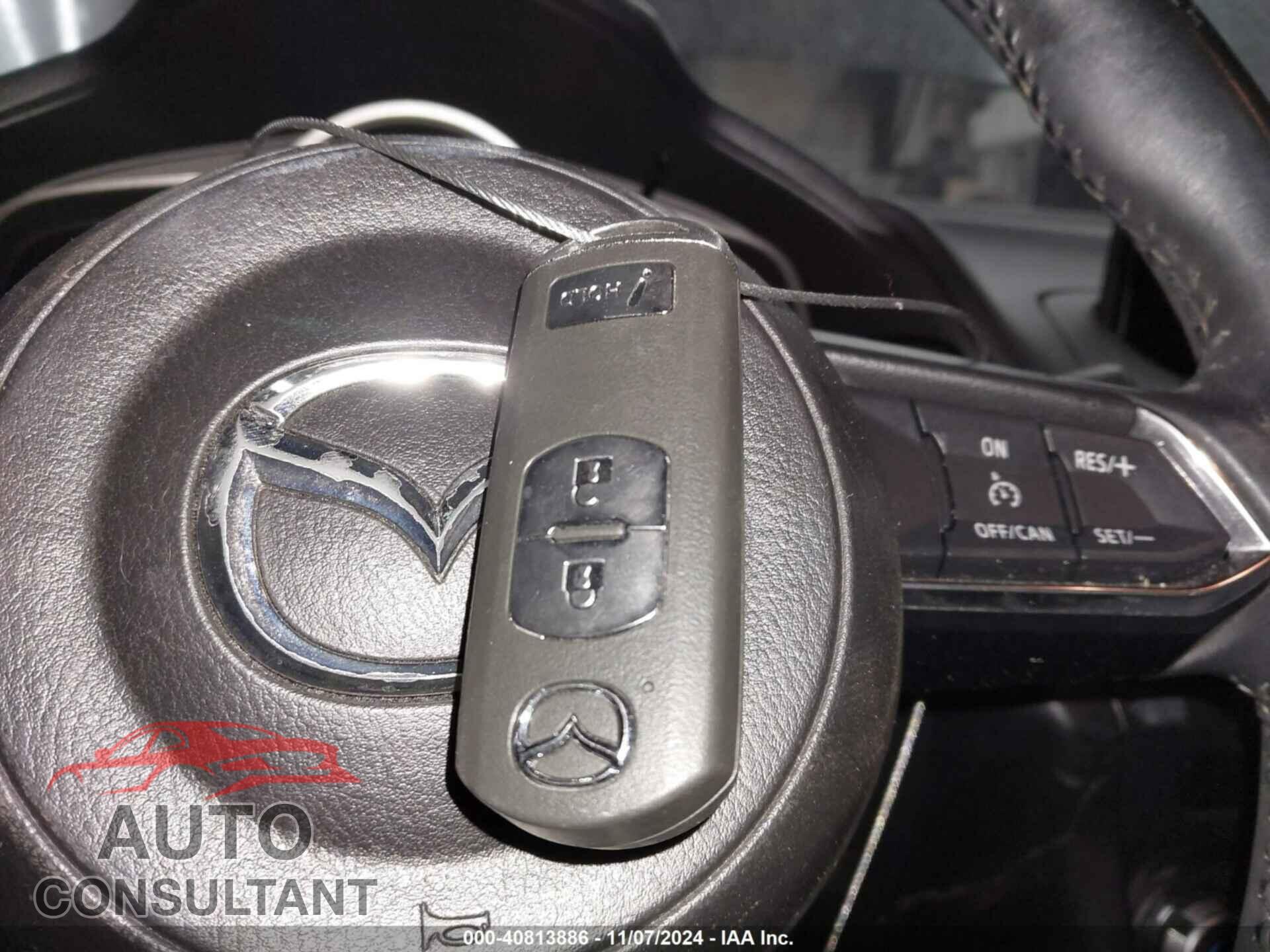 MAZDA MAZDA3 2018 - 3MZBN1L35JM255437